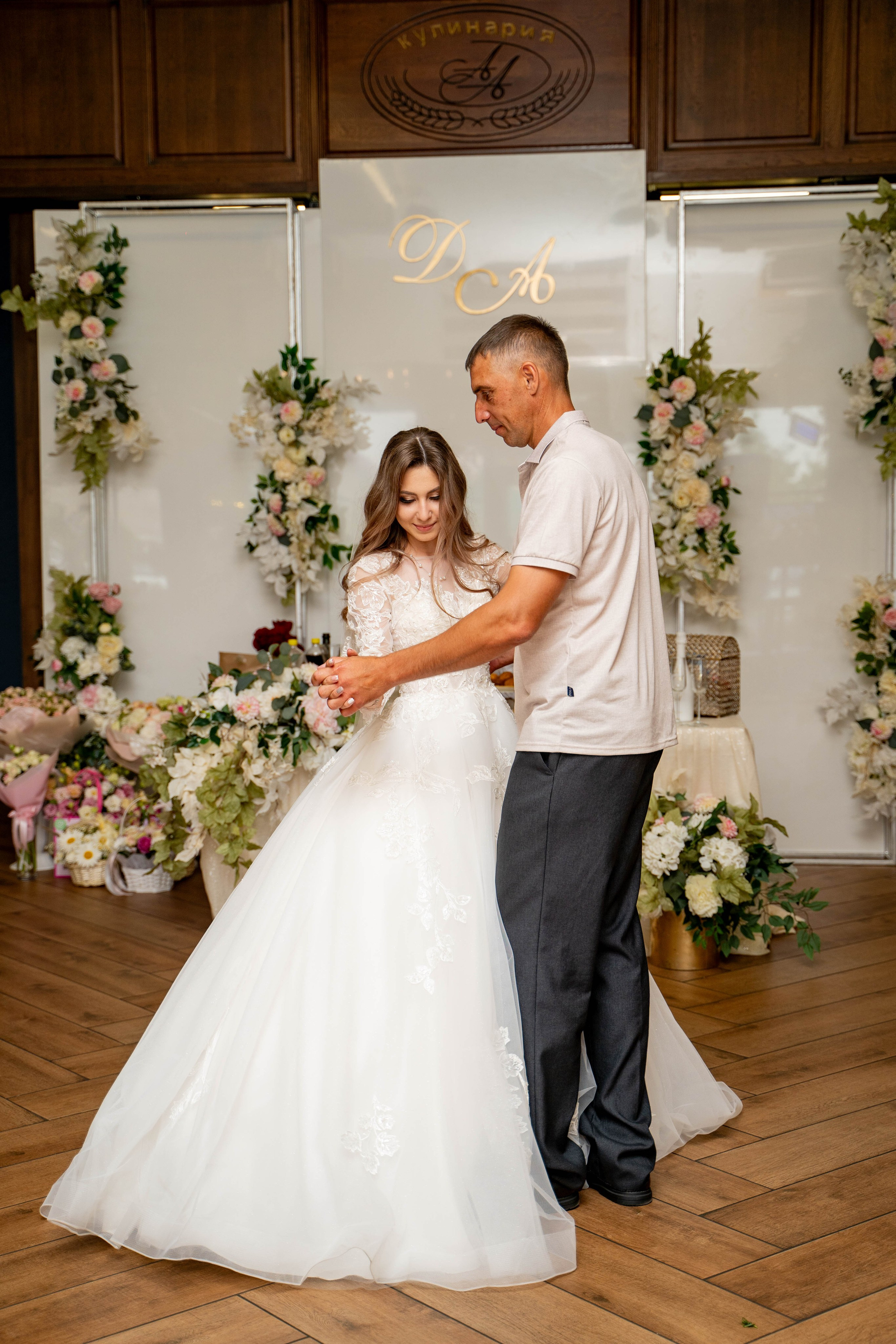 Данил и Анастасия. Видеосьемка, фотосьемка свадеб, юбилеев, утренников в Краснодарском кр