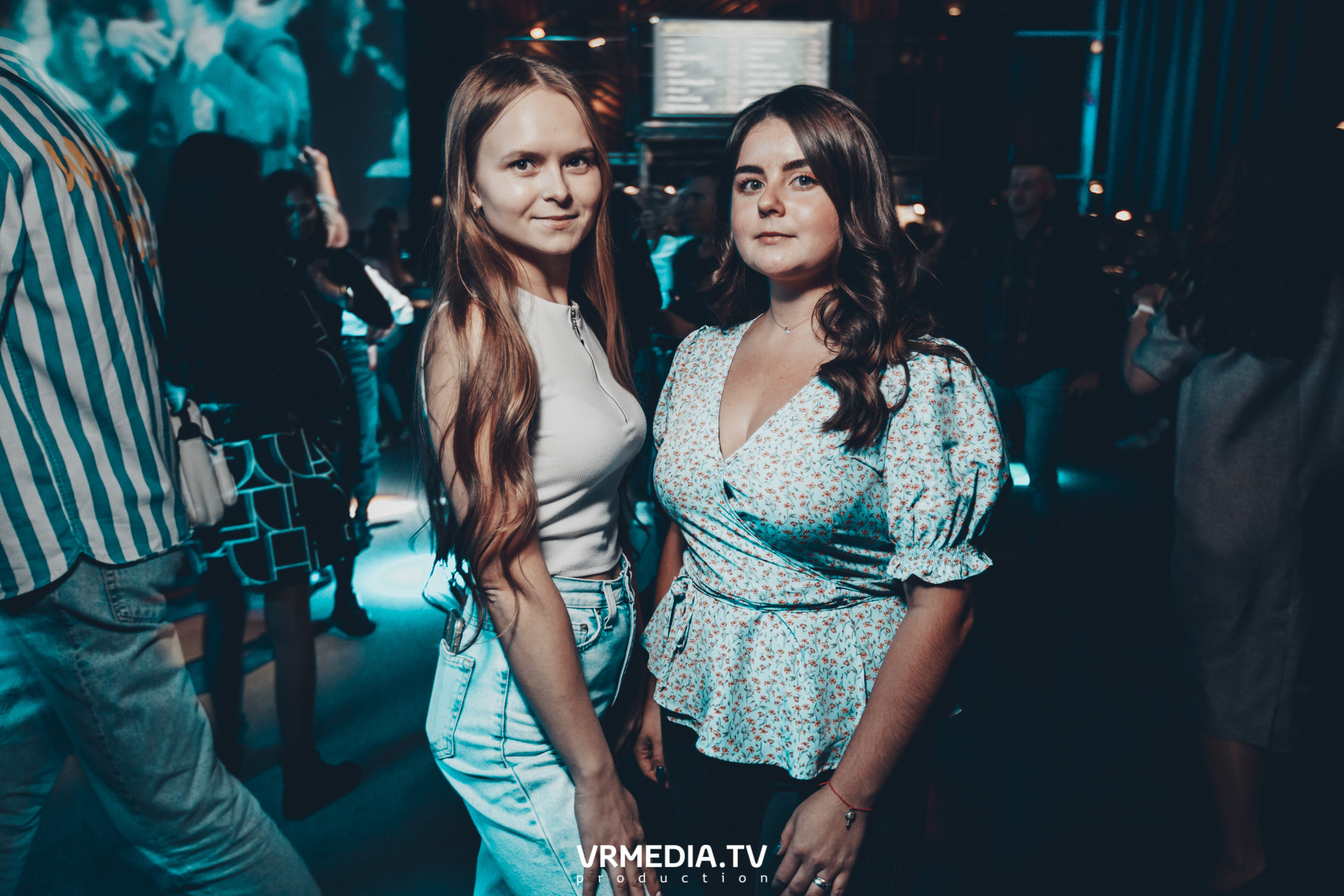 Выходные в баре «DOSKI»