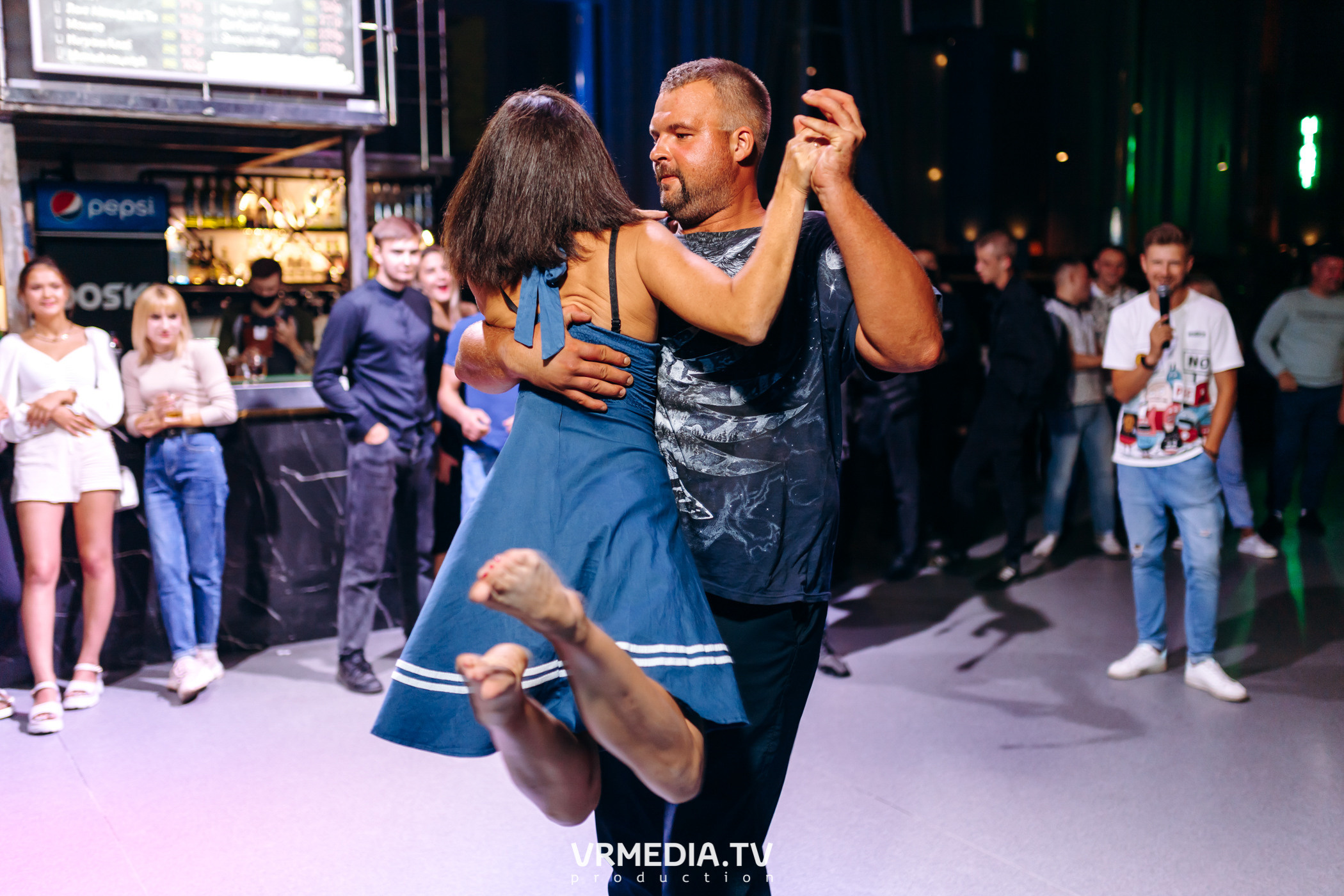 Выходные в баре «DOSKI»