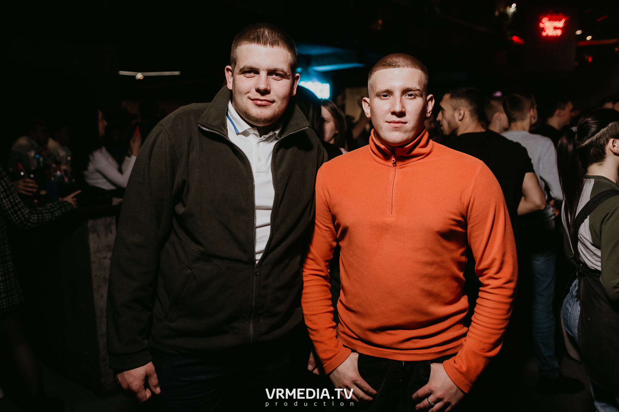 Выходные в баре «DOSKI»