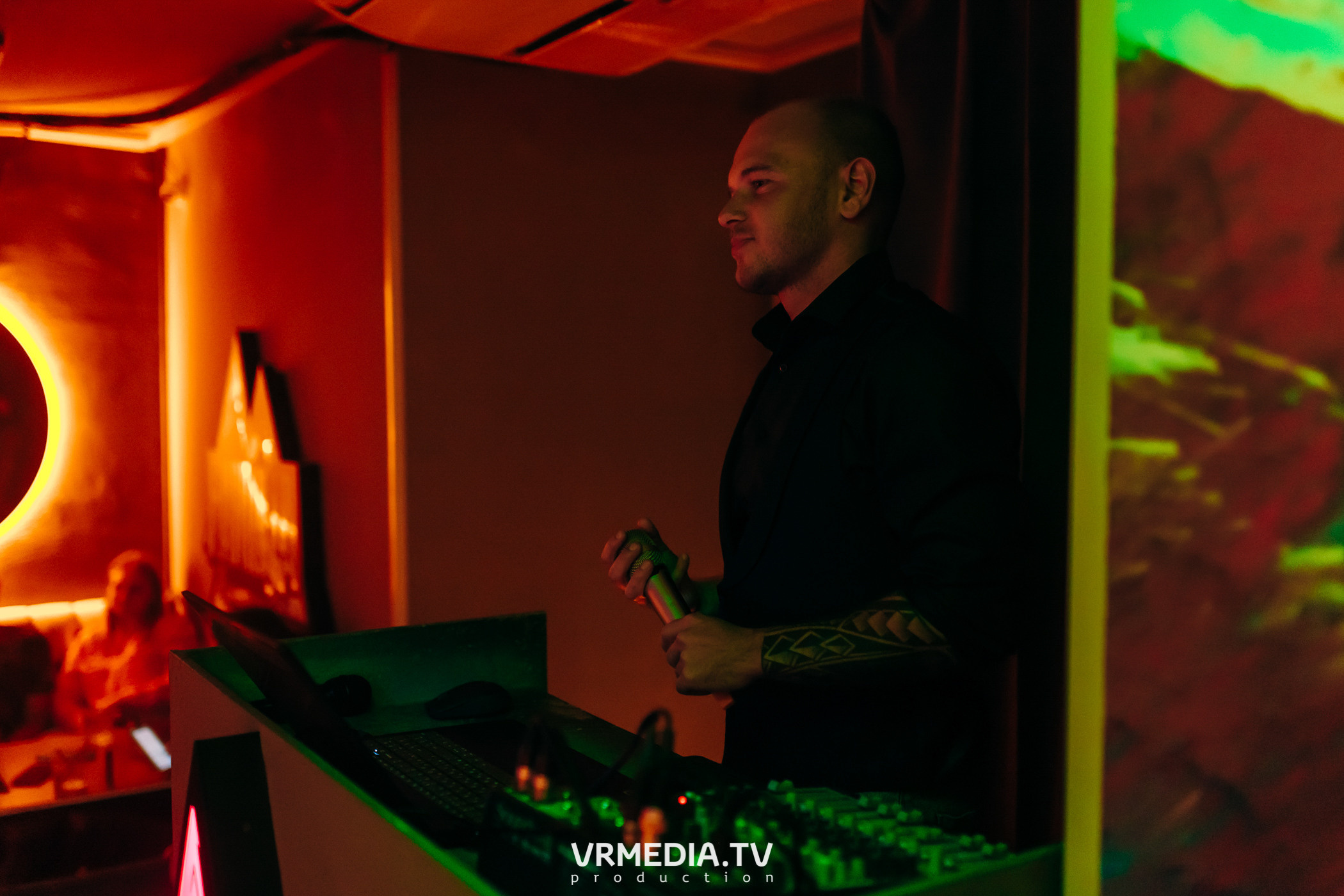 Ночь Безумного Бармена в Lounge Voice Hall «Familia»