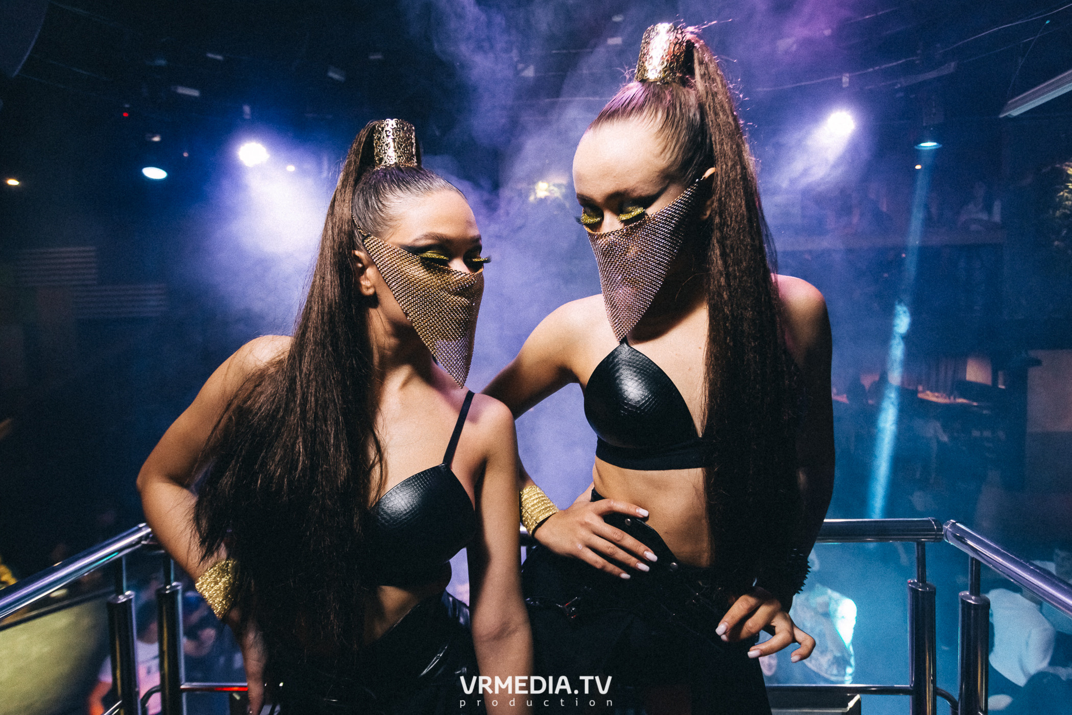 Выходные в баре «DOSKI»