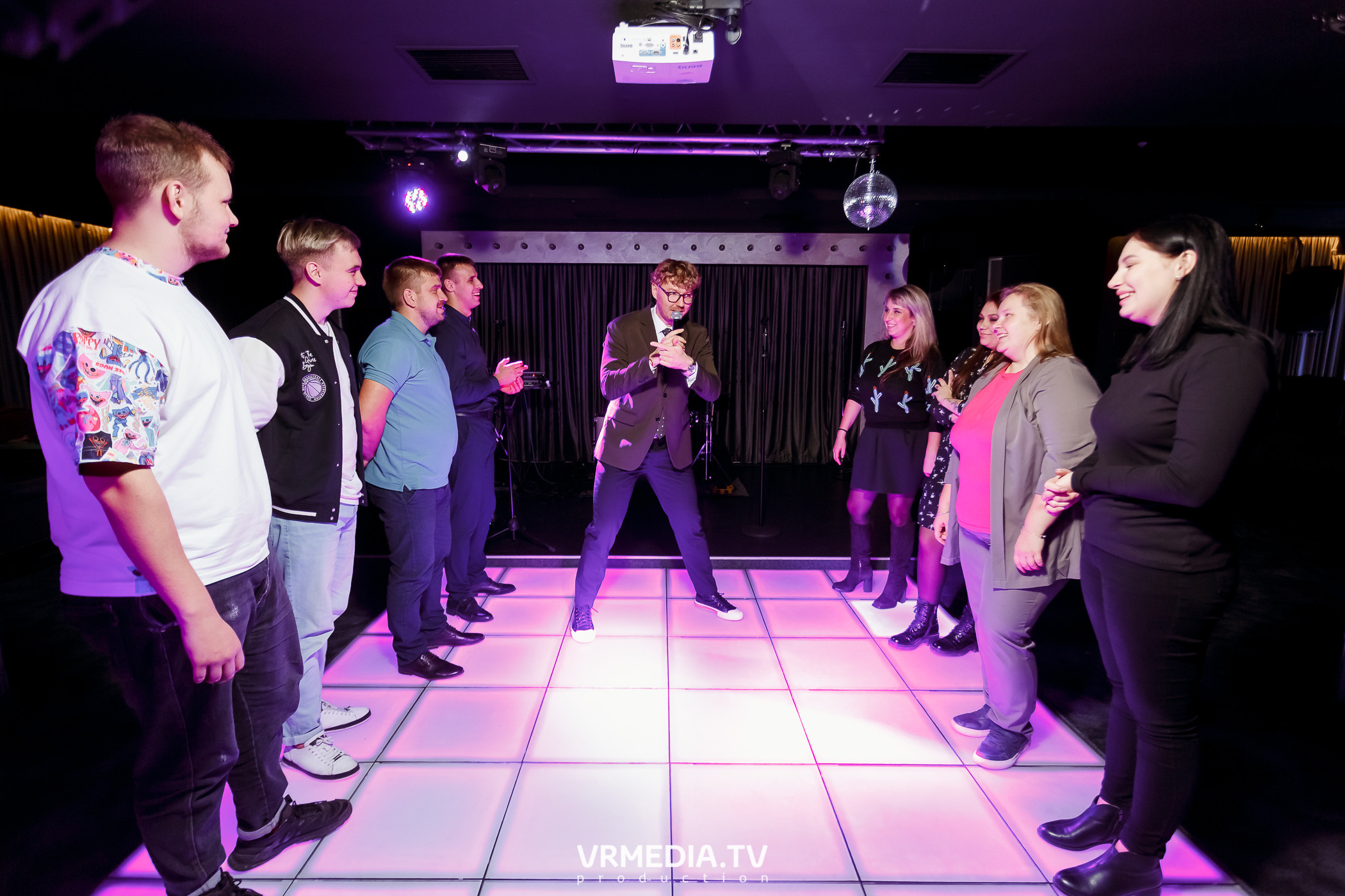 Выходные в караоке-баре «Volna»