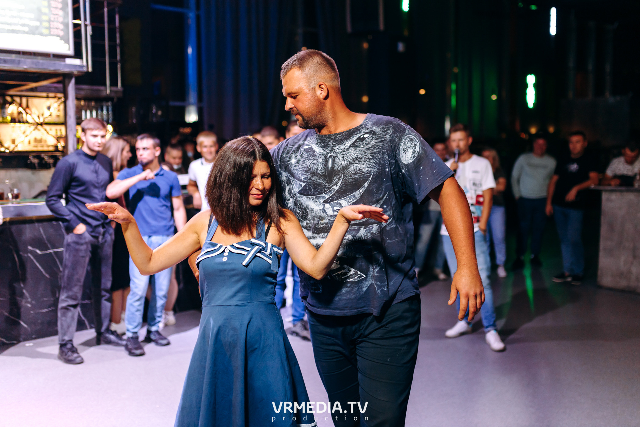 Выходные в баре «DOSKI»