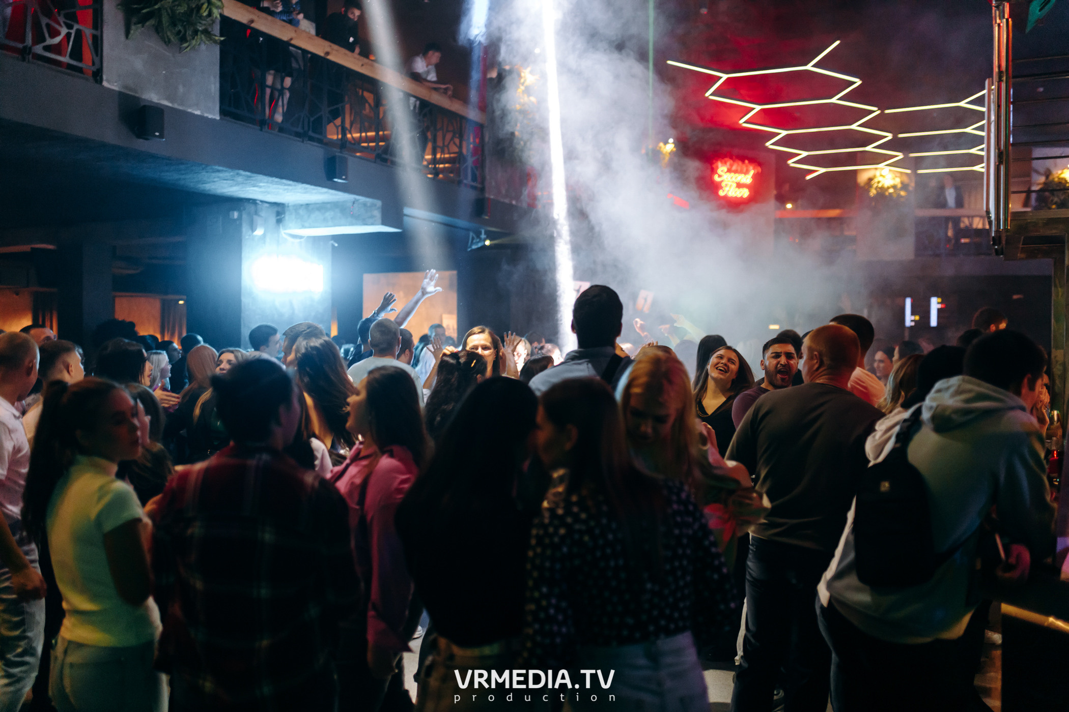 Выходные в баре «DOSKI»