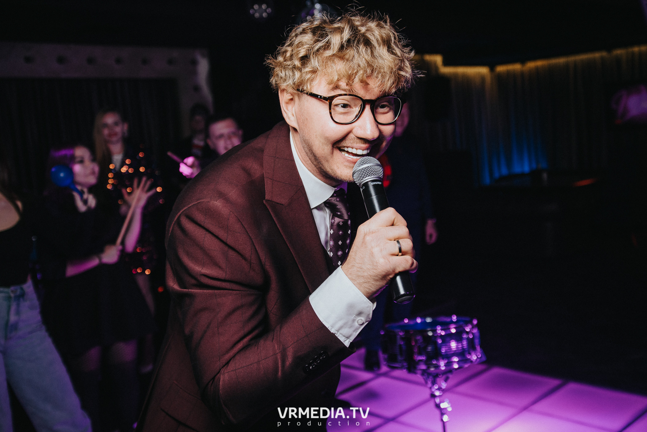 Выходные в караоке-баре «Volna»