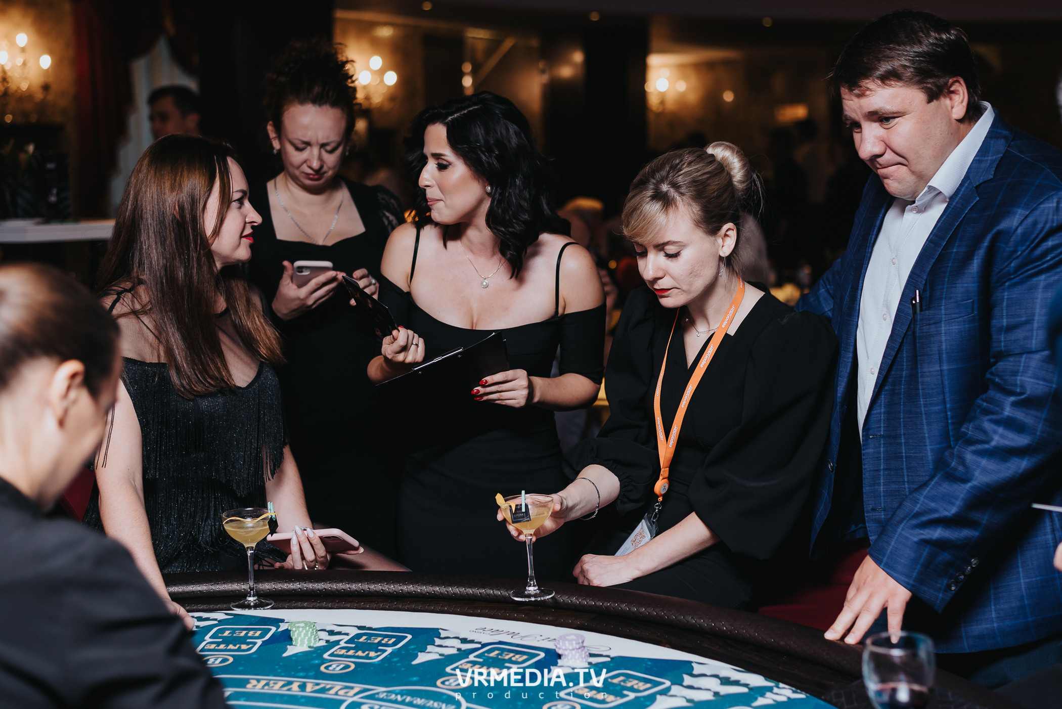 «Игра с Александром Друзем». В честь 27-летия компании БКС