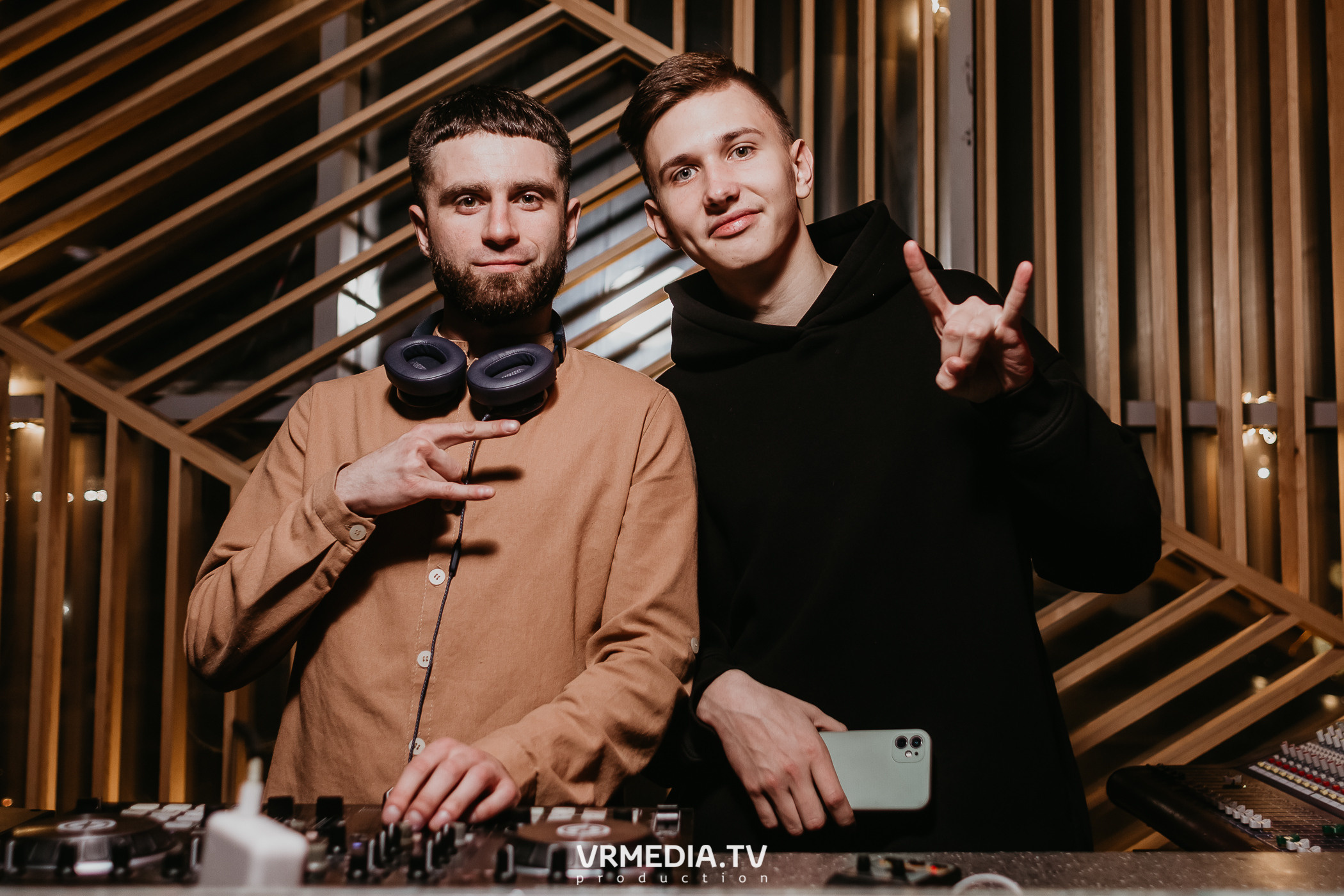 Выходные в баре «DOSKI»