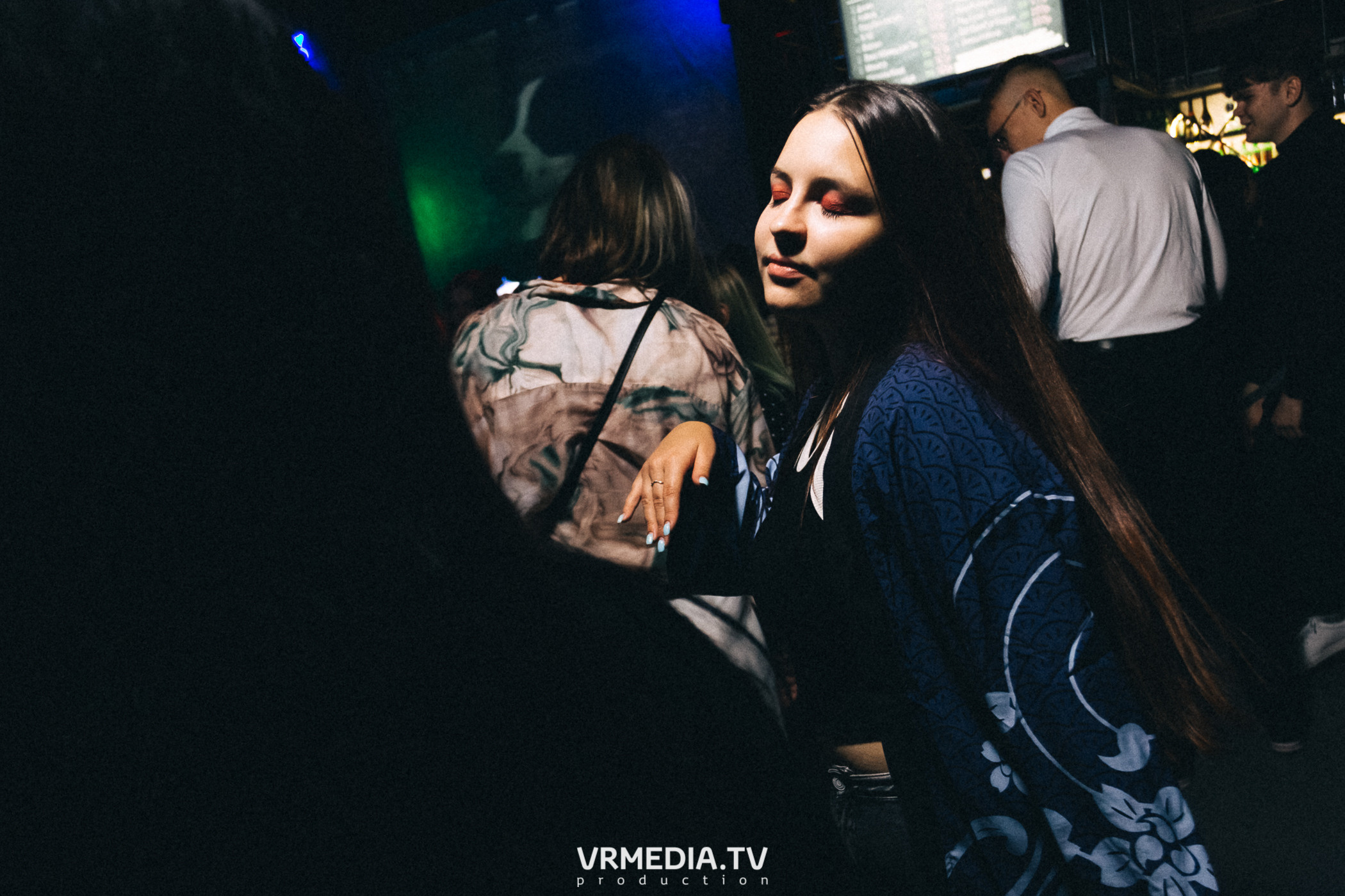 Выходные в баре «DOSKI»