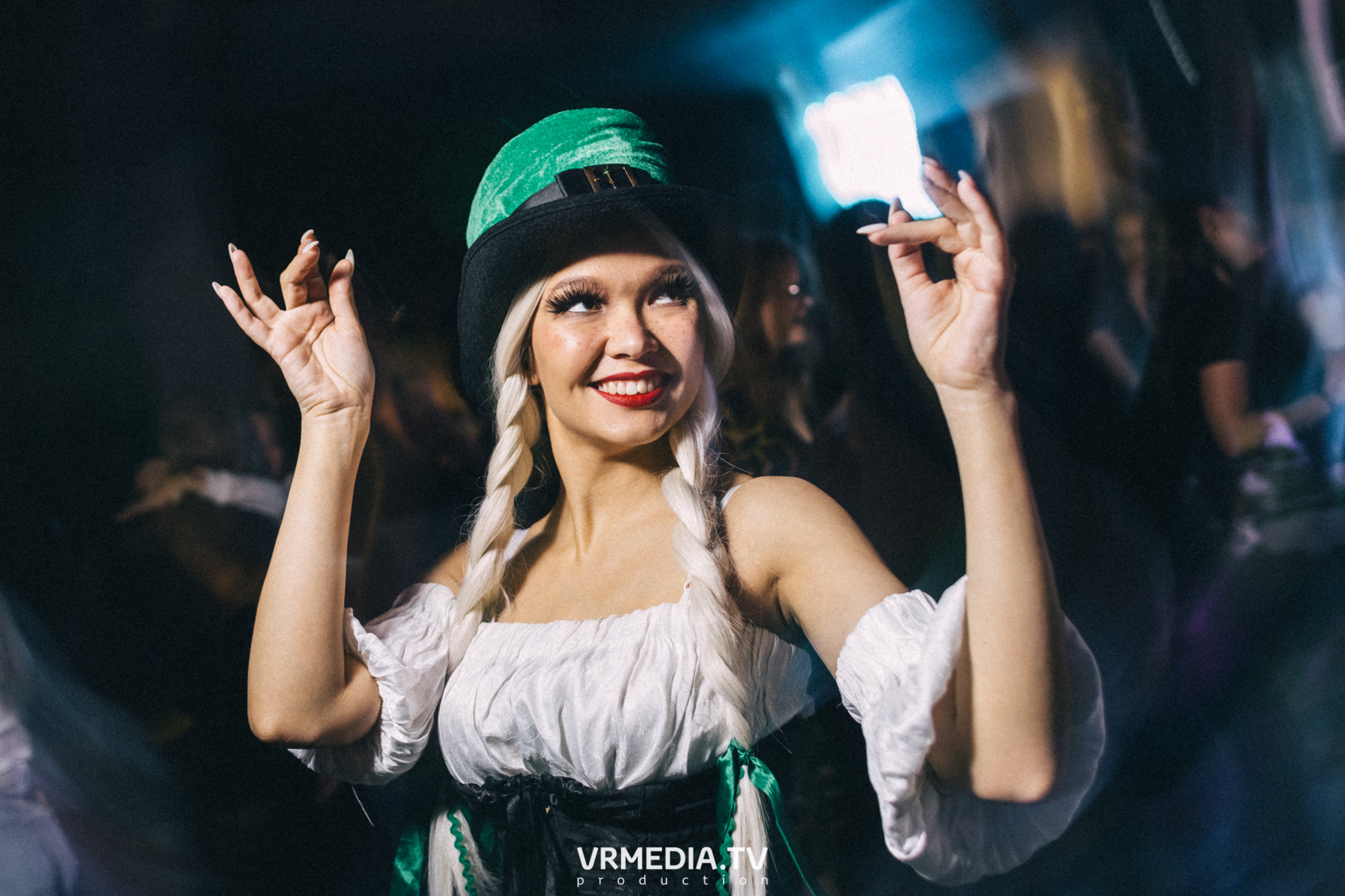 Выходные в баре «DOSKI»