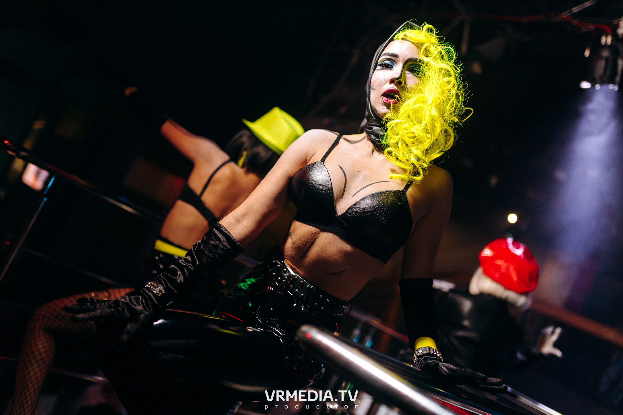 Выходные в баре «DOSKI»