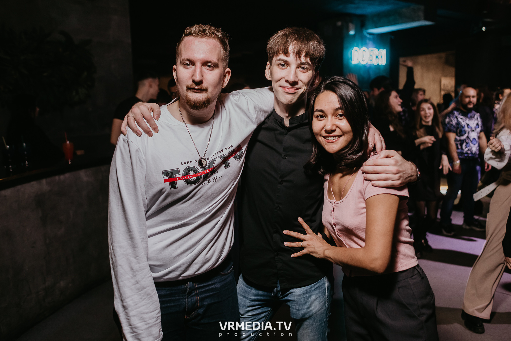 Выходные в баре «DOSKI»