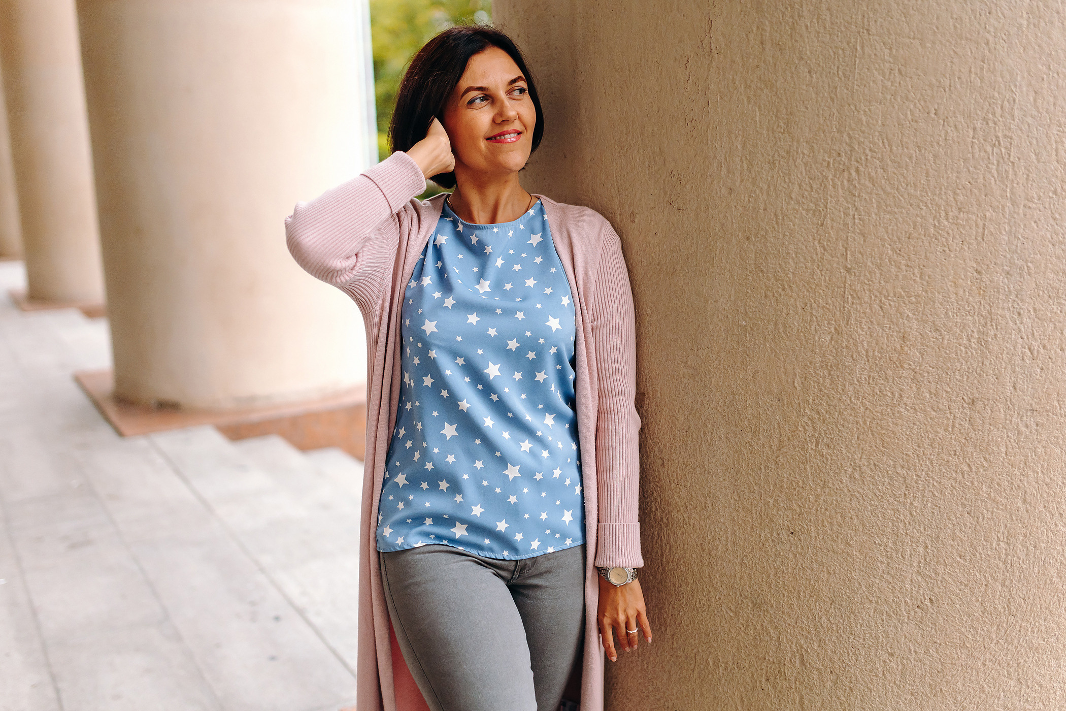 Драмтеатр (Весенняя, 11)