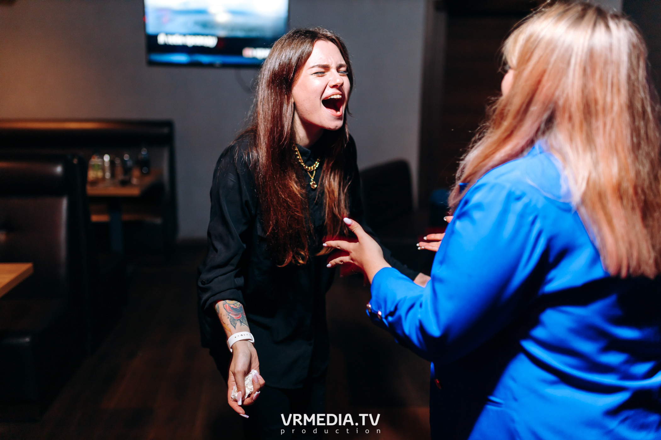 Выходные в баре «DOSKI»