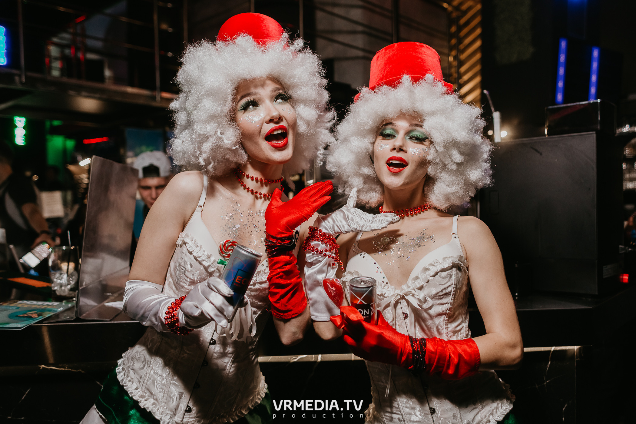 Выходные в баре «DOSKI»