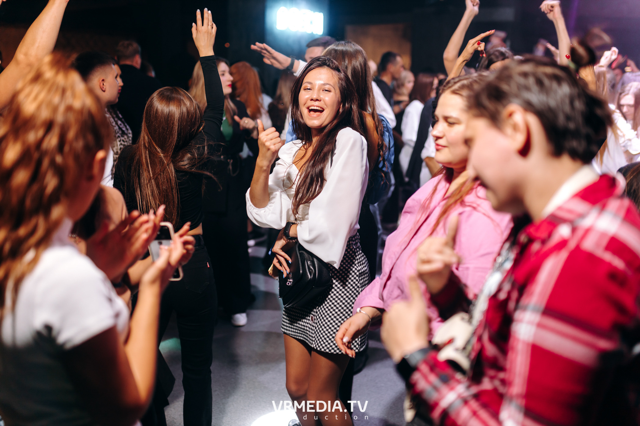 Выходные в баре «DOSKI»