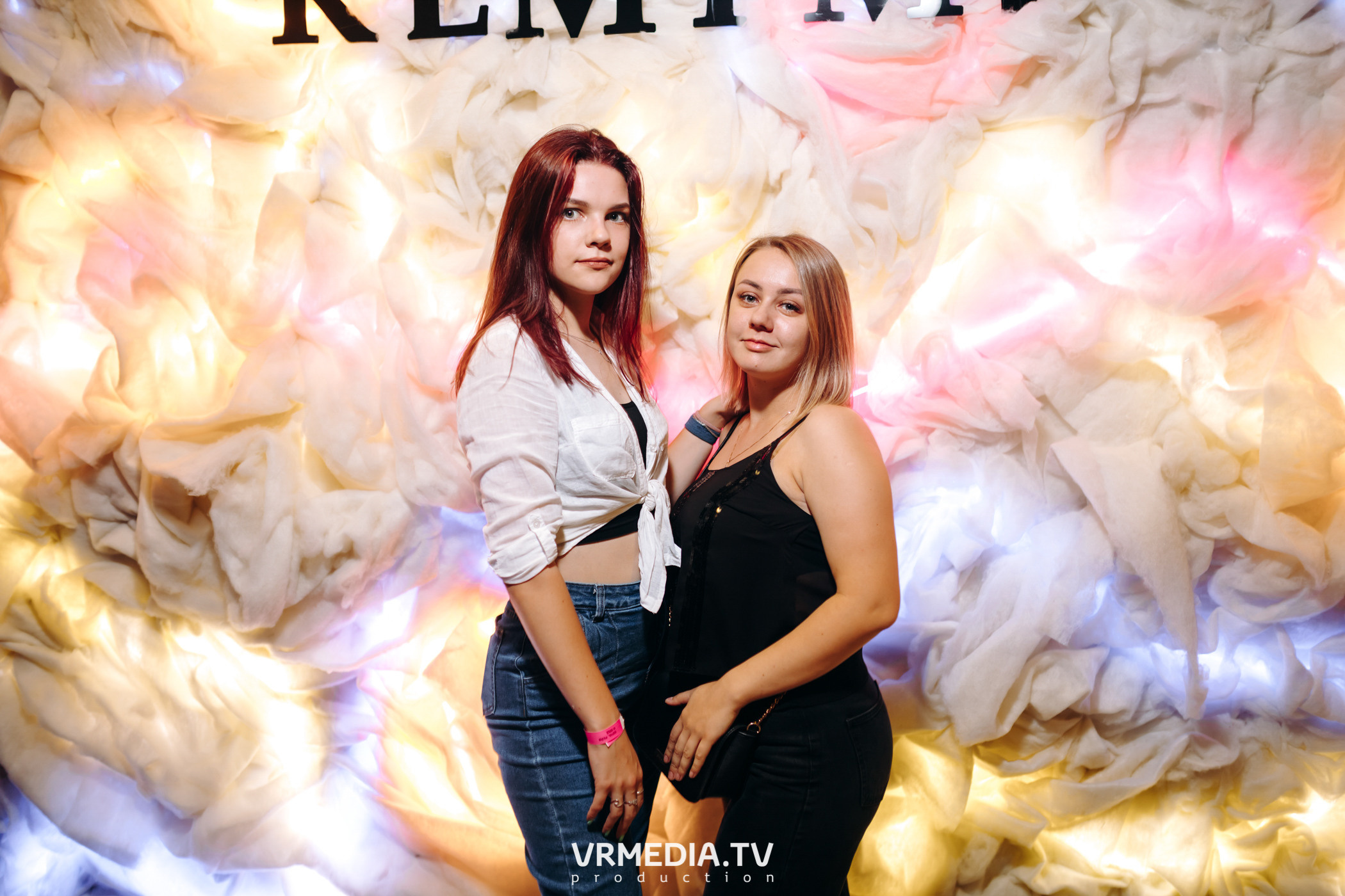 Ночь, Рейв и Мед