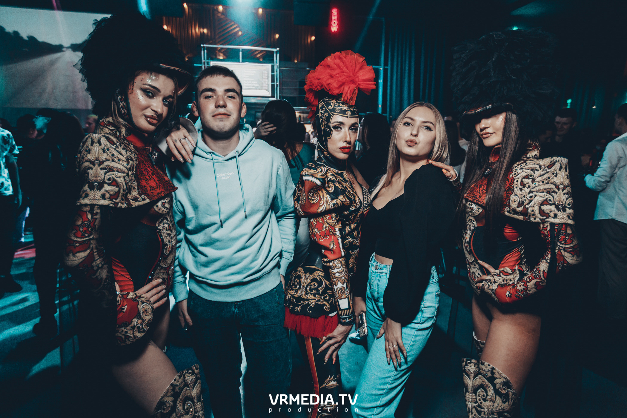 Выходные в баре «DOSKI»