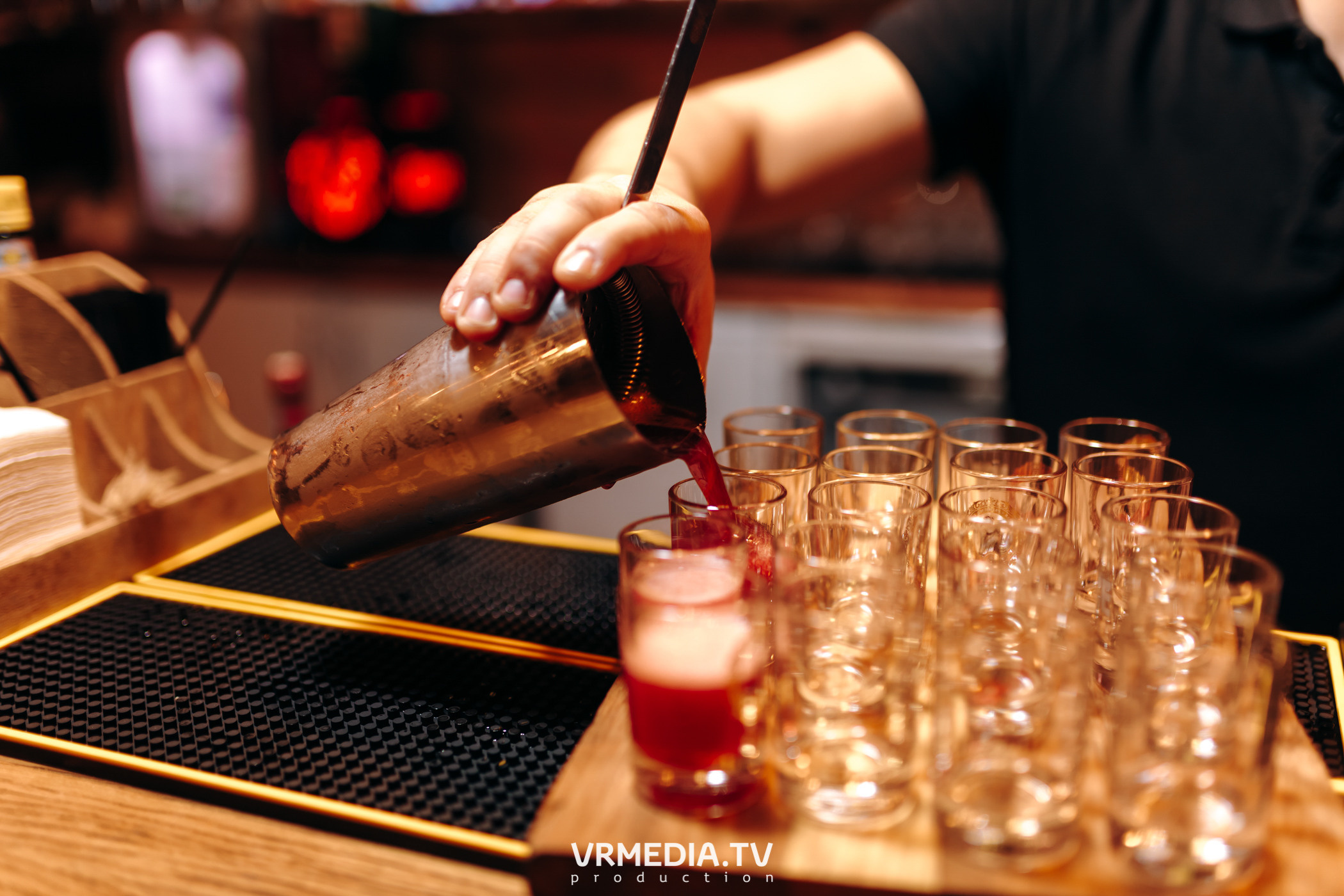 #ЖАРКИЕДНИИНОЧИ в гриль-баре «Жара»