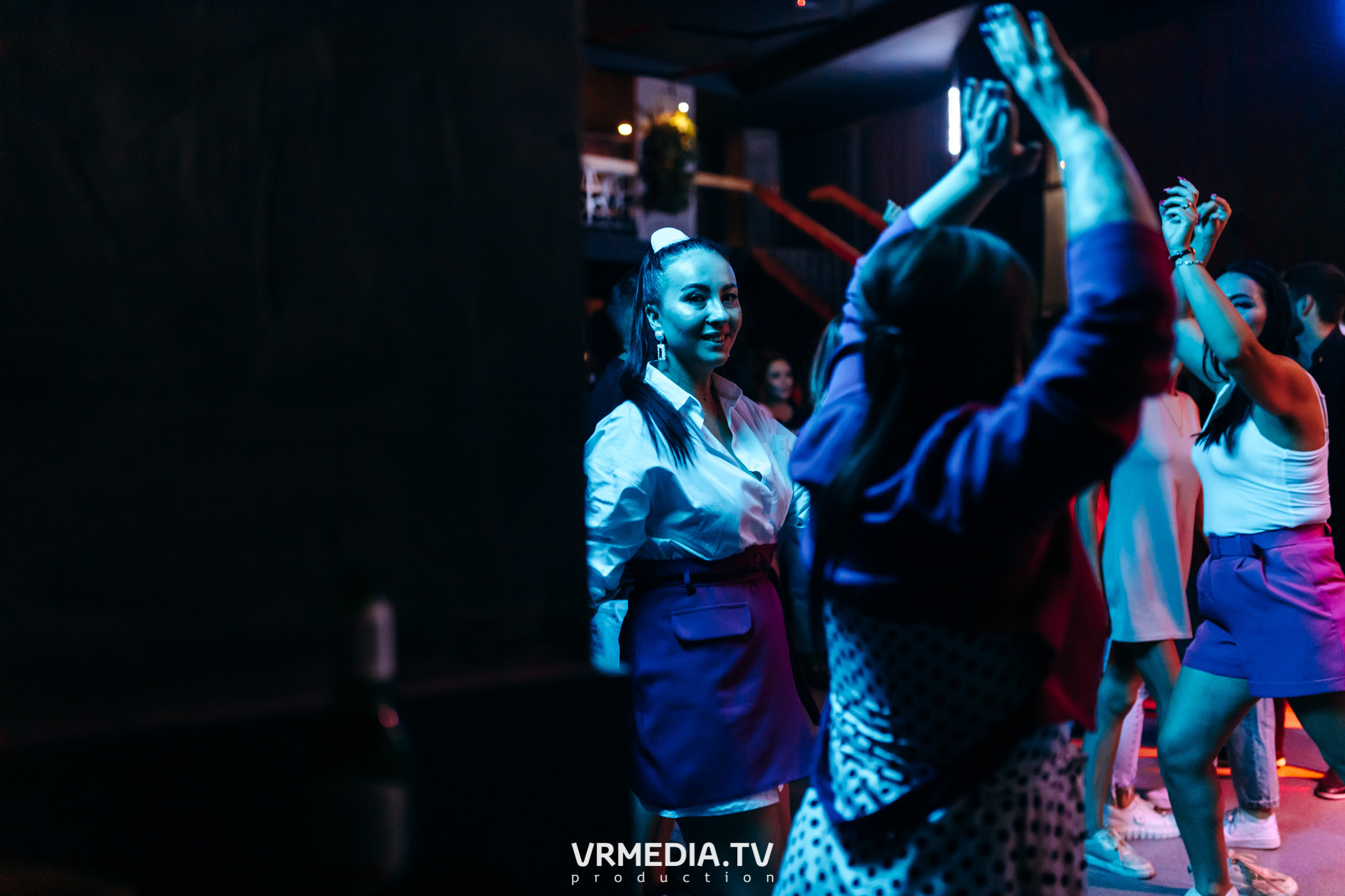 Выходные в баре «DOSKI»