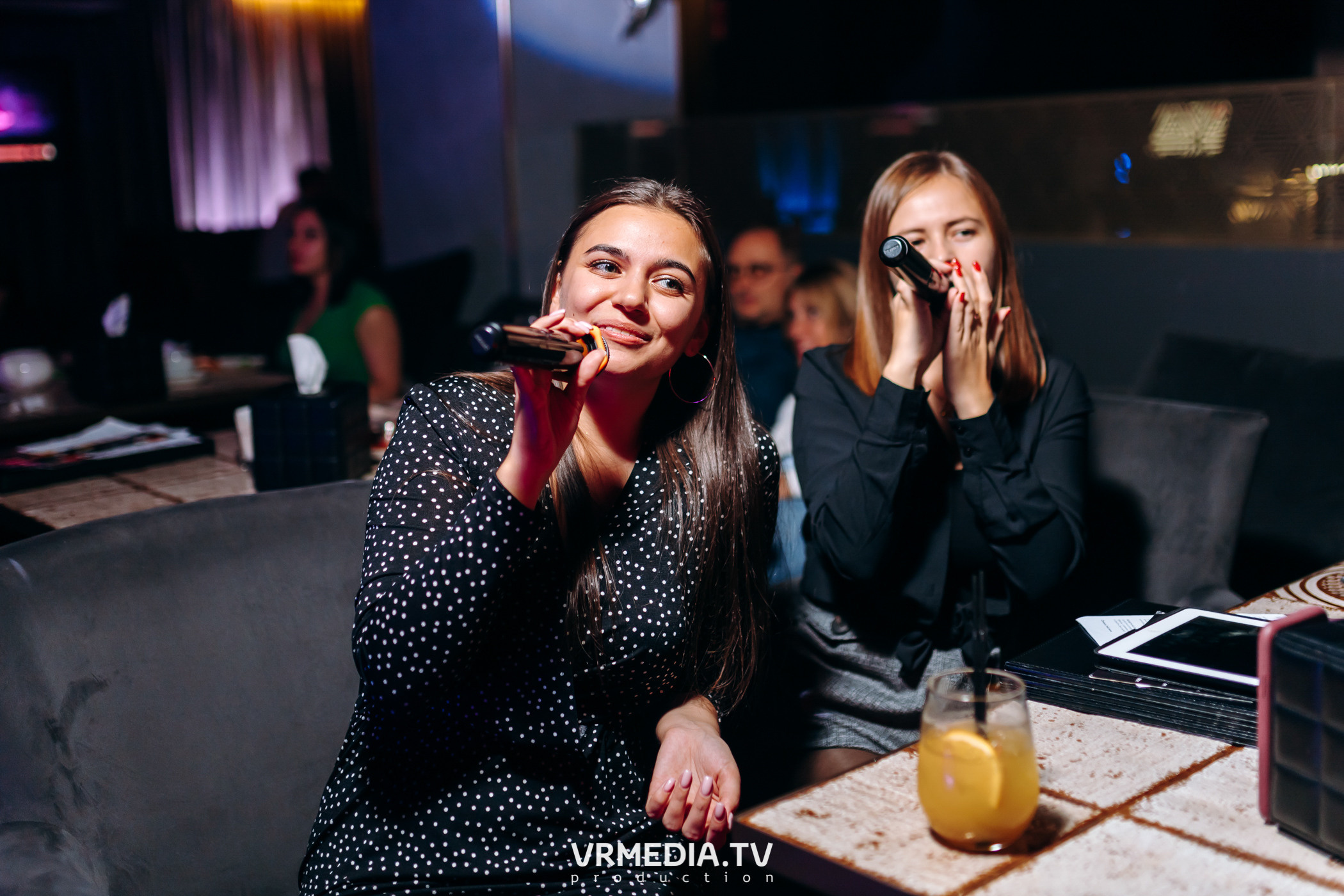 «Жуй орбит без сахара» в караоке-баре «Volna»