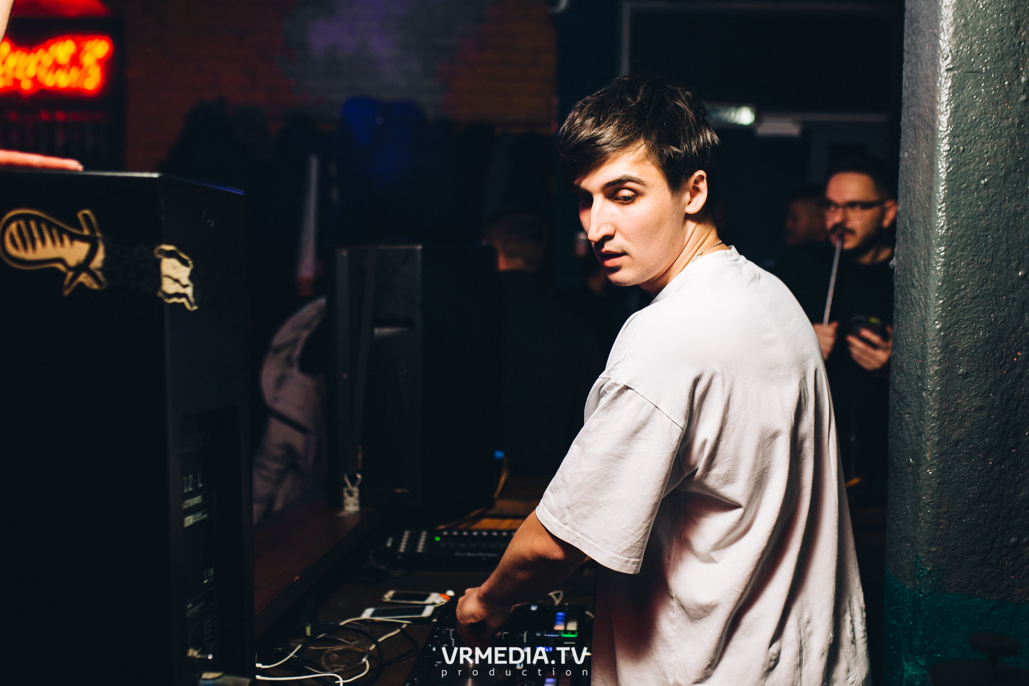 Выходные в баре «Хука Хаус»