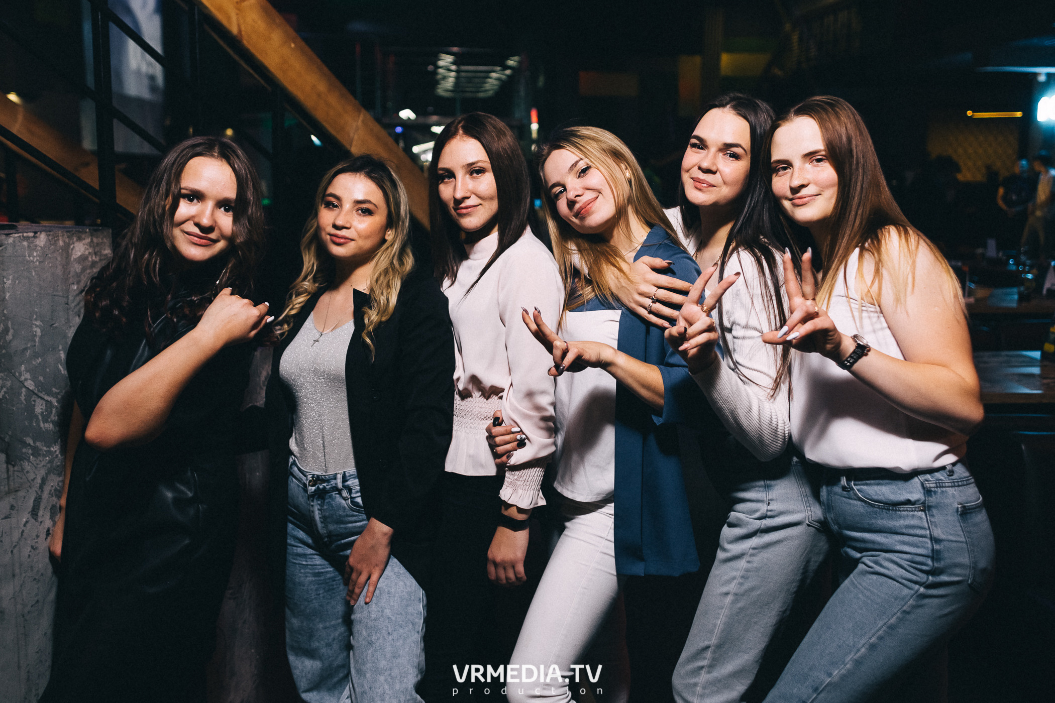 Выходные в баре «DOSKI»