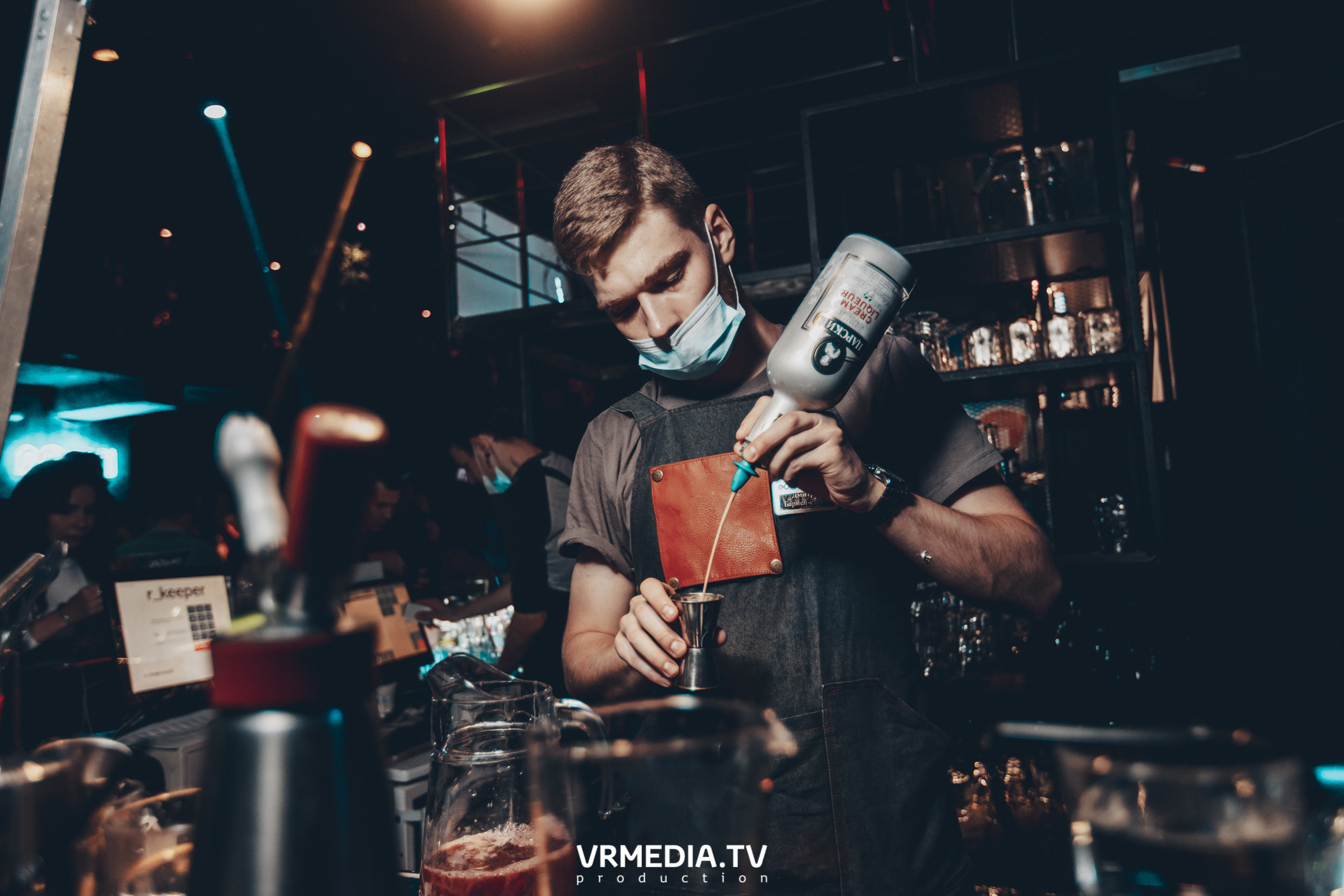 Выходные в баре «DOSKI»