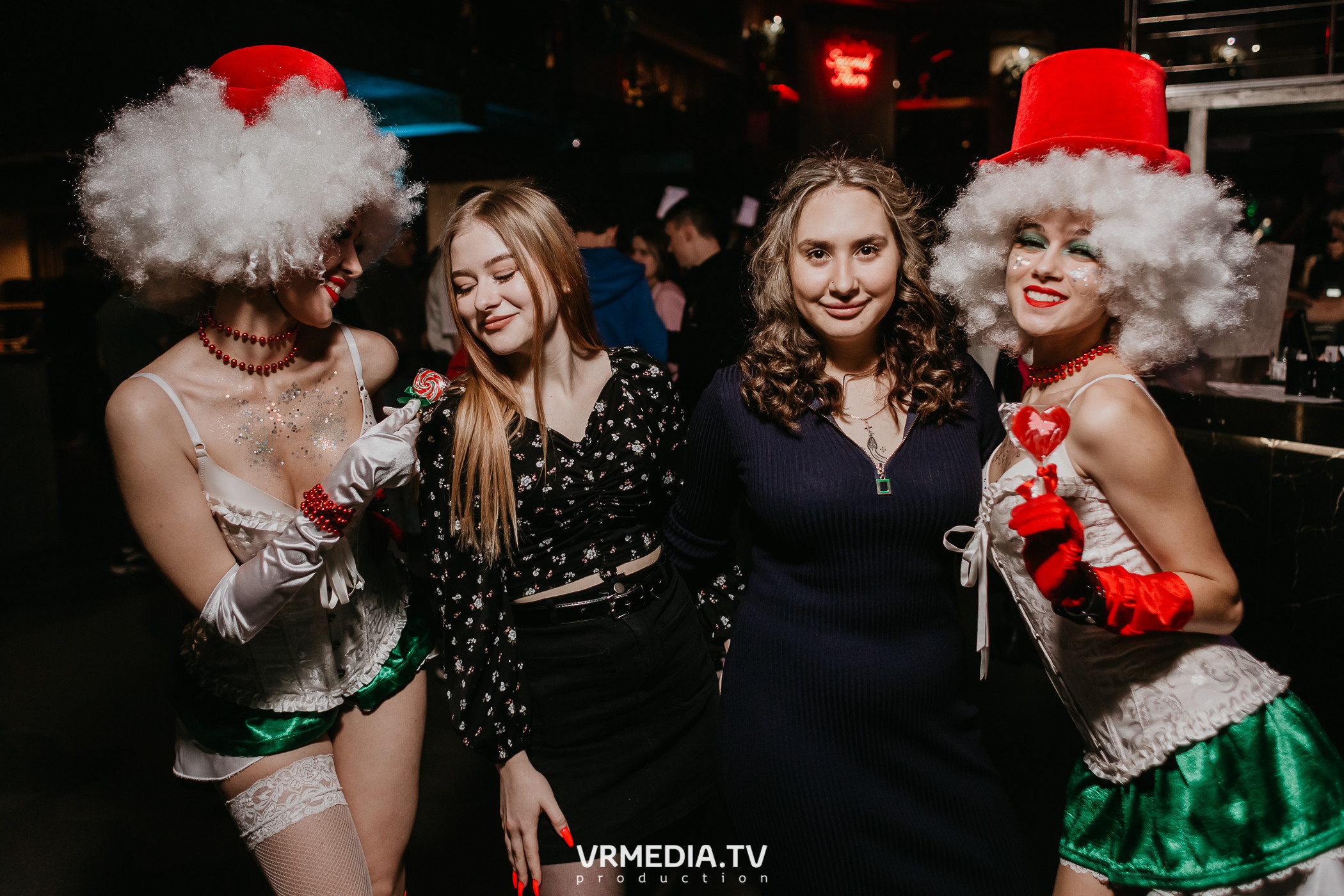 Выходные в баре «DOSKI»