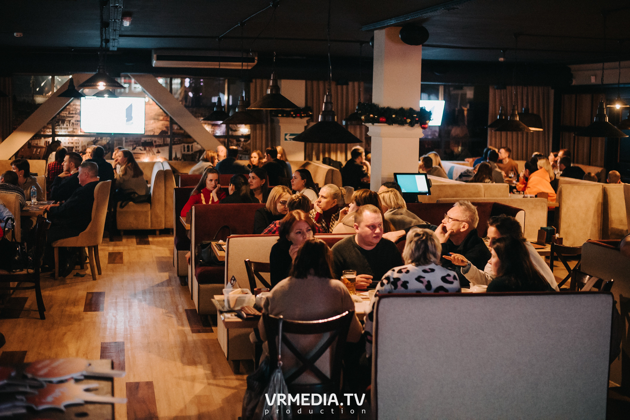 Эйнштейн пати в ресторане «Мюнхен»