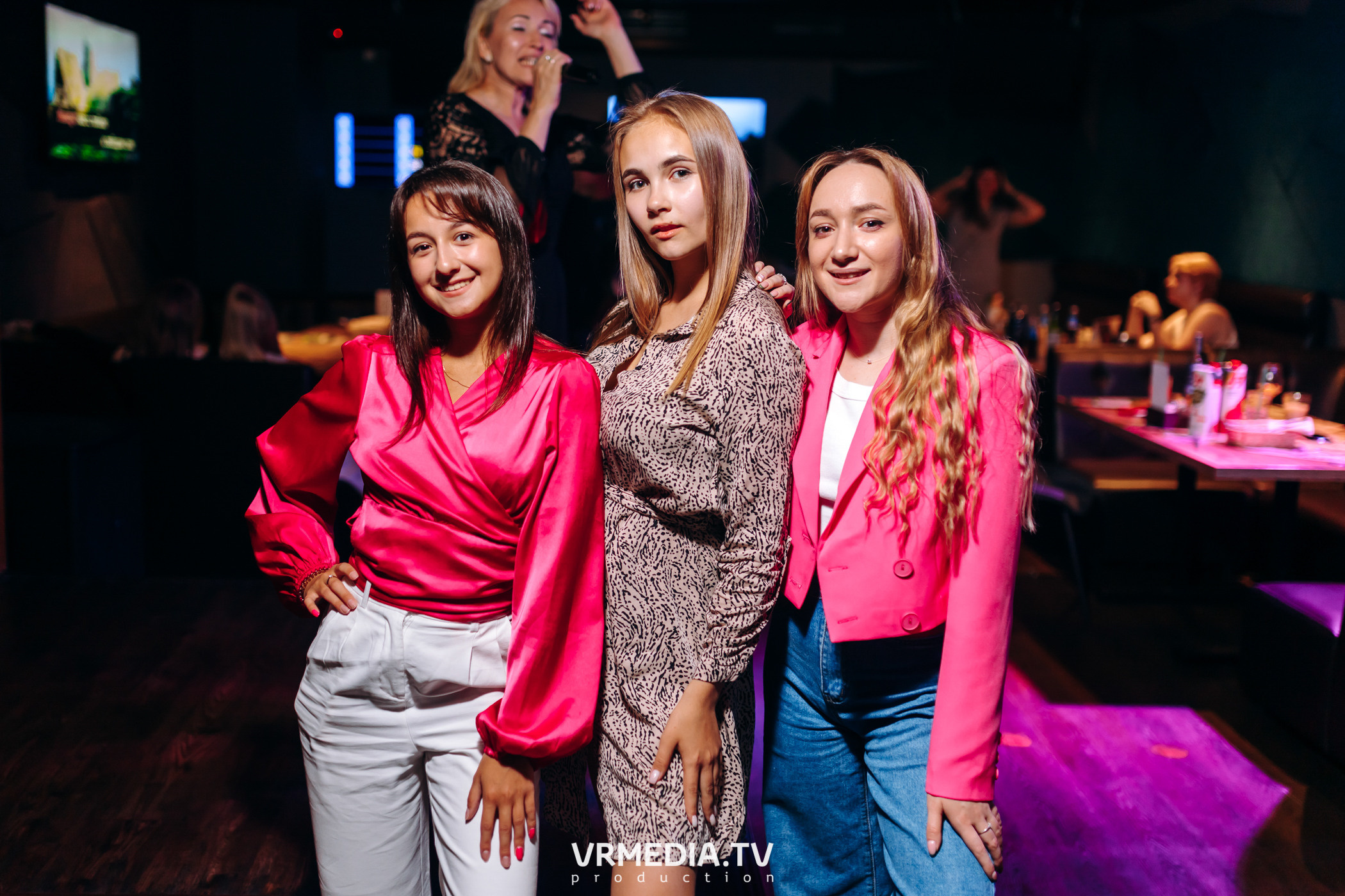 Выходные в баре «DOSKI»