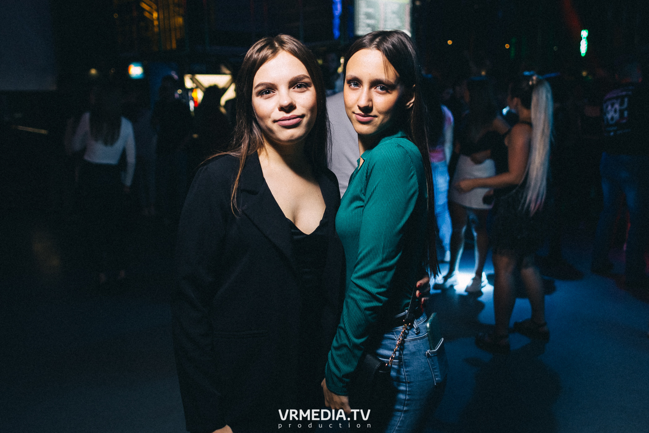 Выходные в баре «DOSKI»