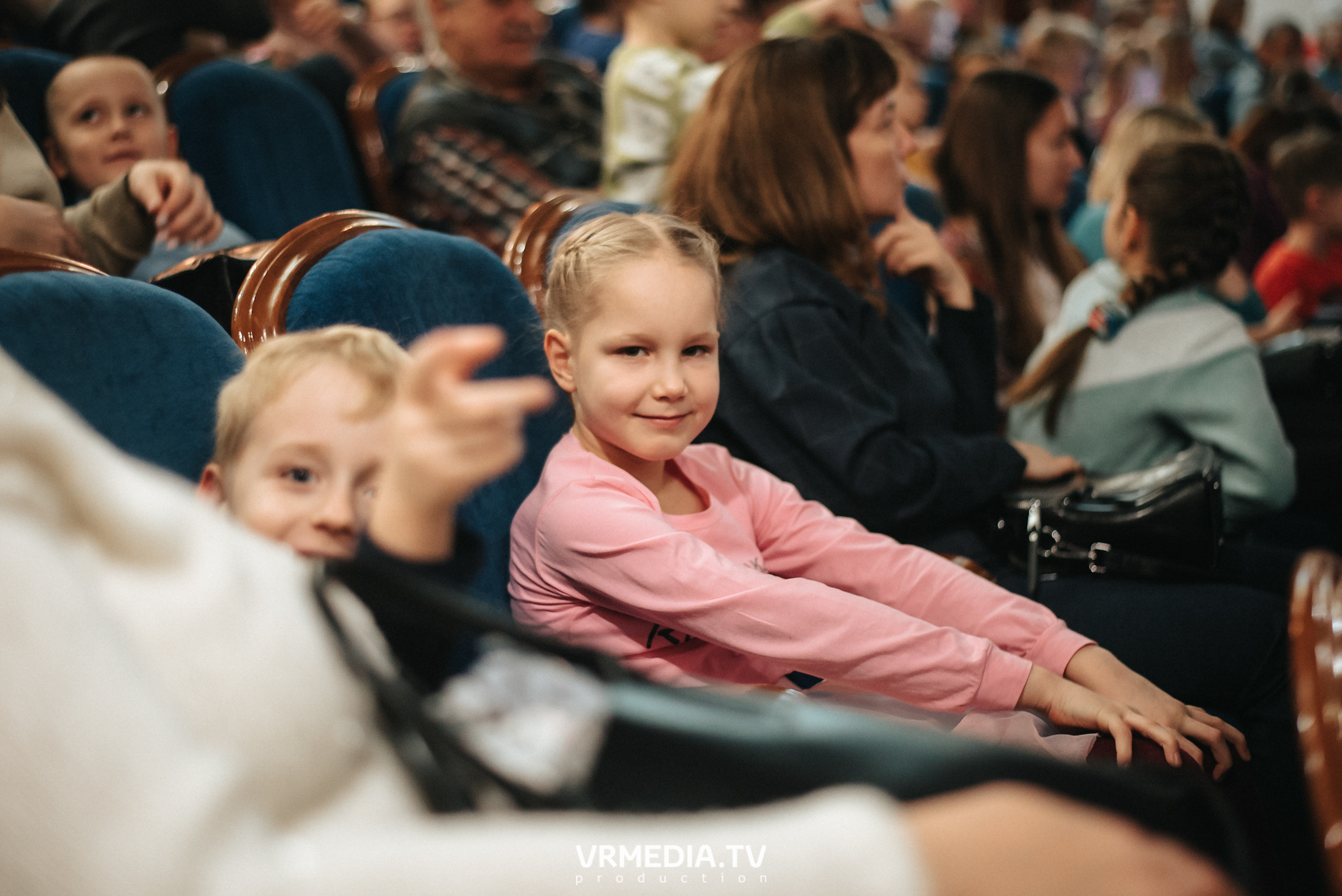 Шоу мыльных пузырей CLINK