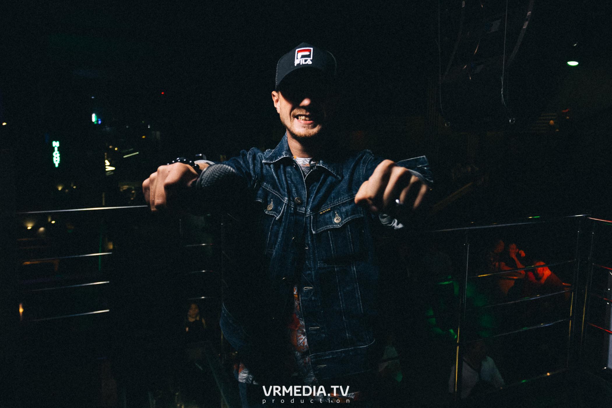 Выходные в баре «DOSKI»