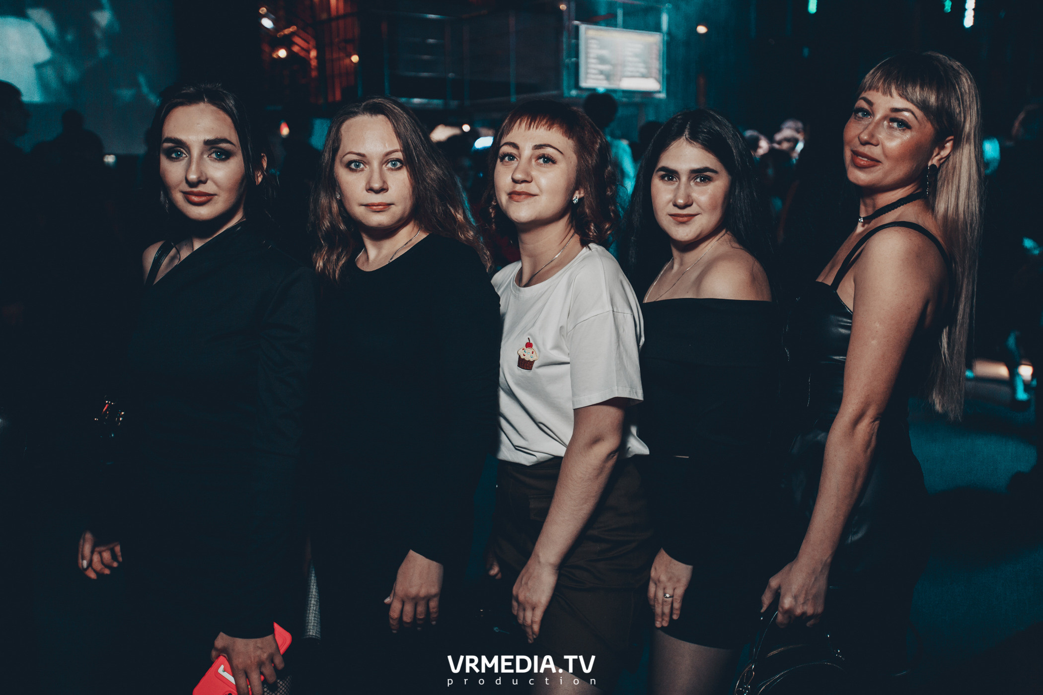 Выходные в баре «DOSKI»