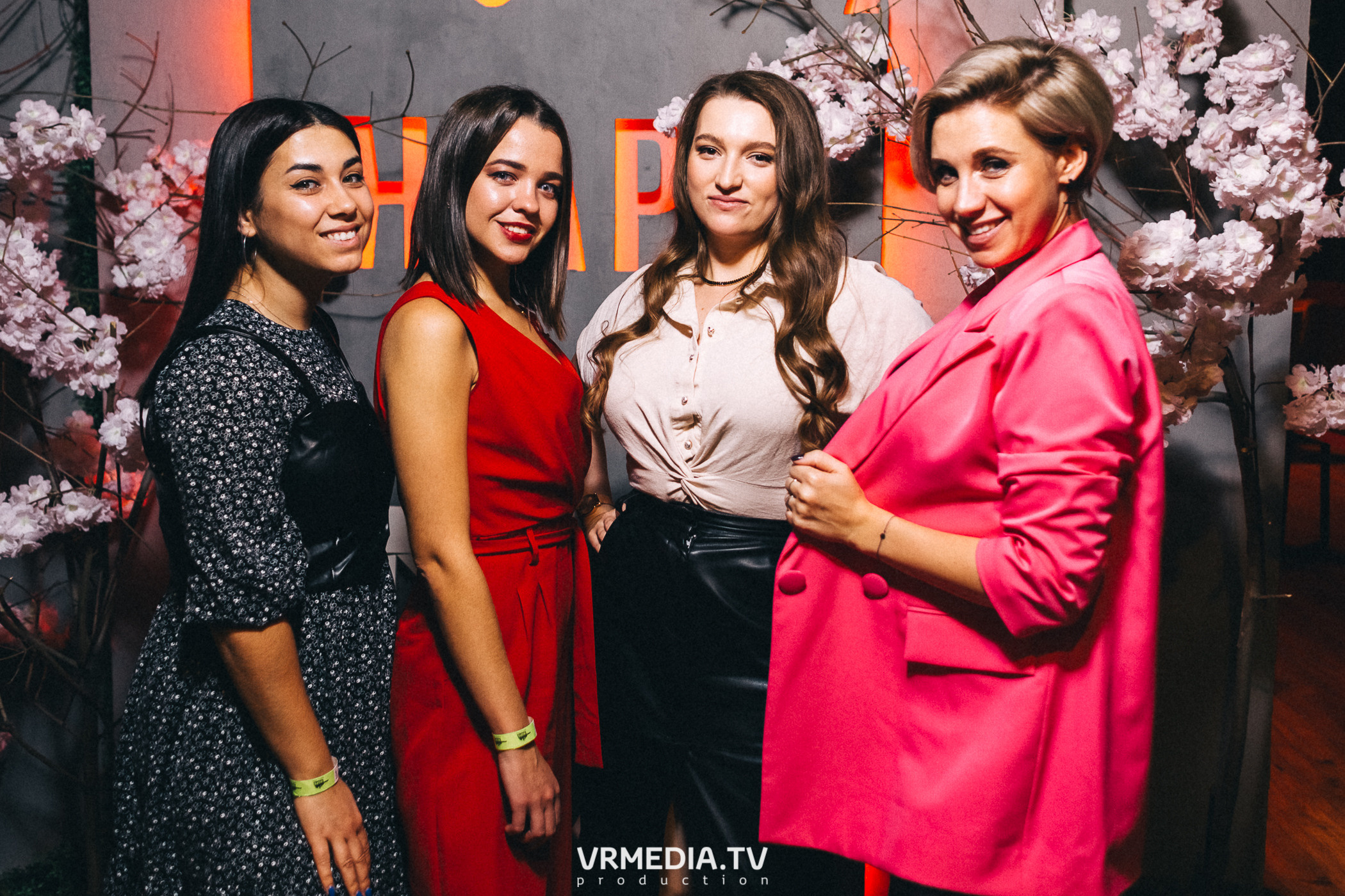 #ЖАРКИЕДНИИНОЧИ в гриль-баре «Жара»