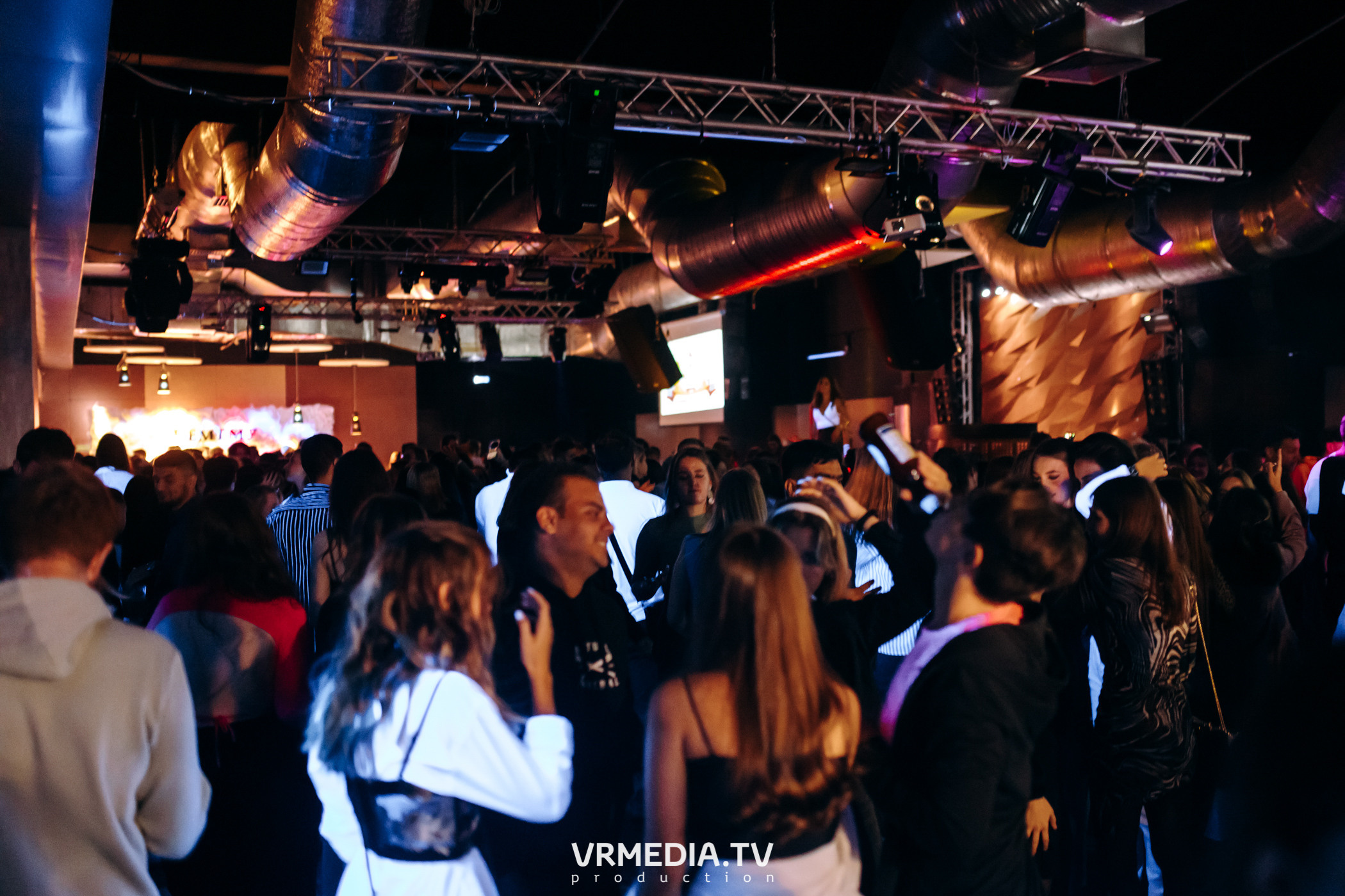 Ночь, Рейв и Мед