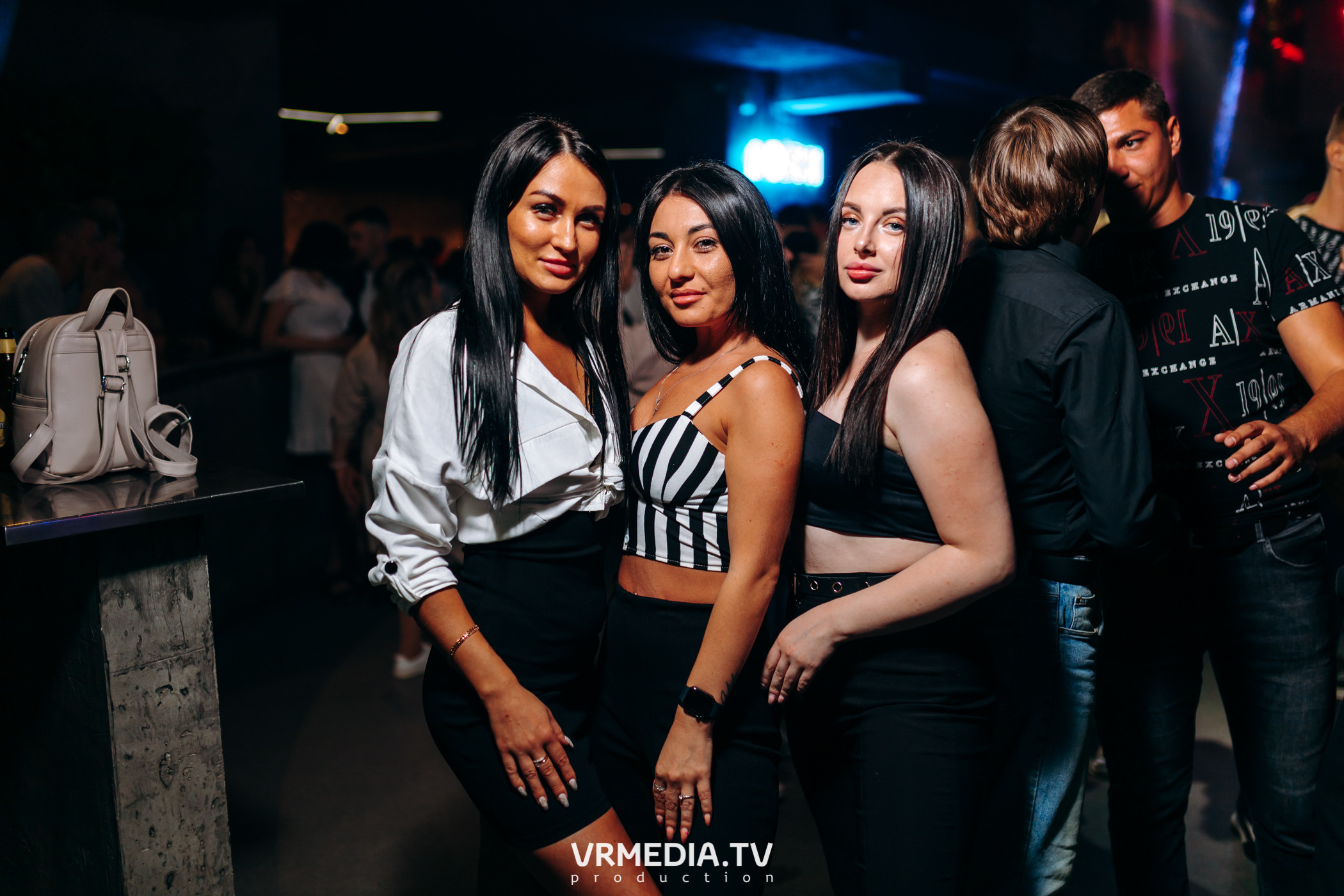 Выходные в баре «DOSKI»