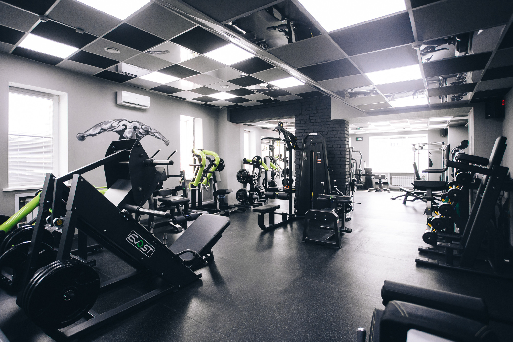 Тренажёрный зал «GO GYM»