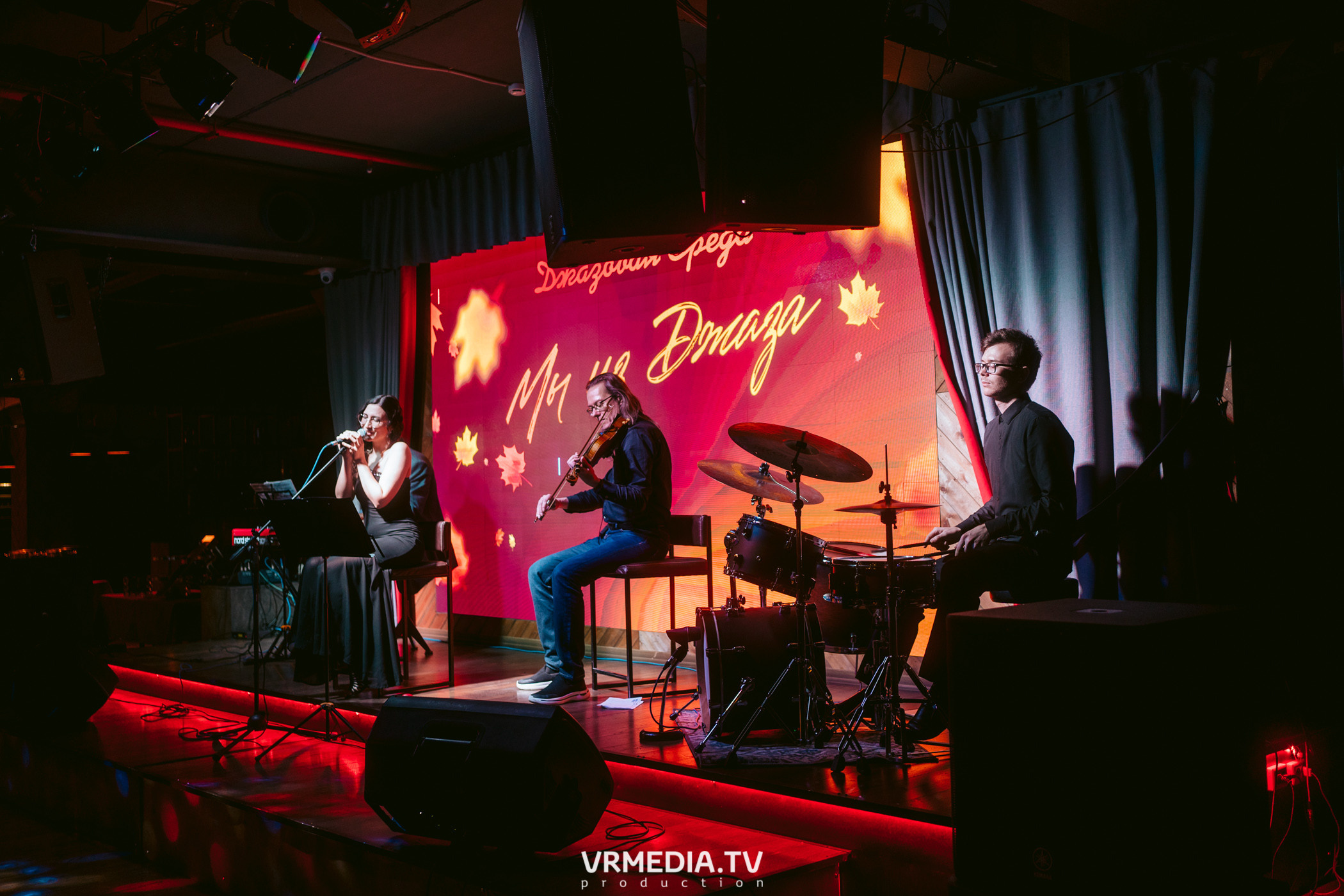 Джазовая среда. Нелли Азизова (Томск)