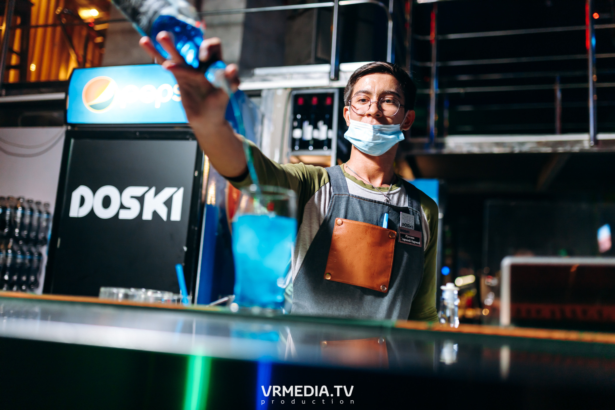 Выходные в баре «DOSKI»