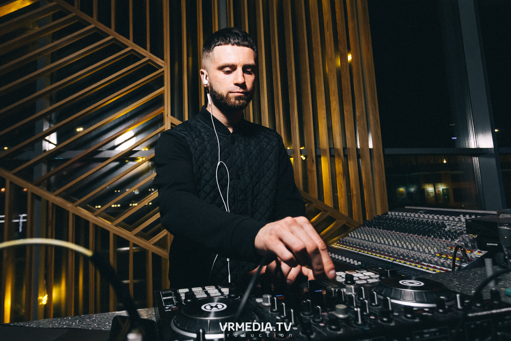 Выходные в баре «DOSKI»