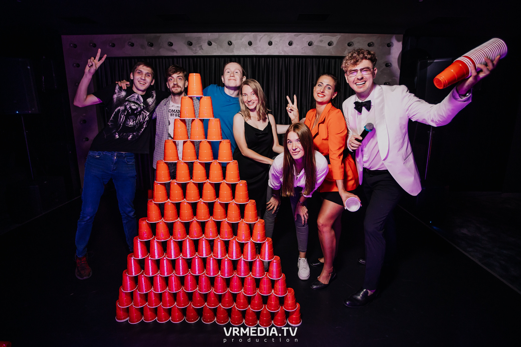 Выходные в караоке-баре «Volna»