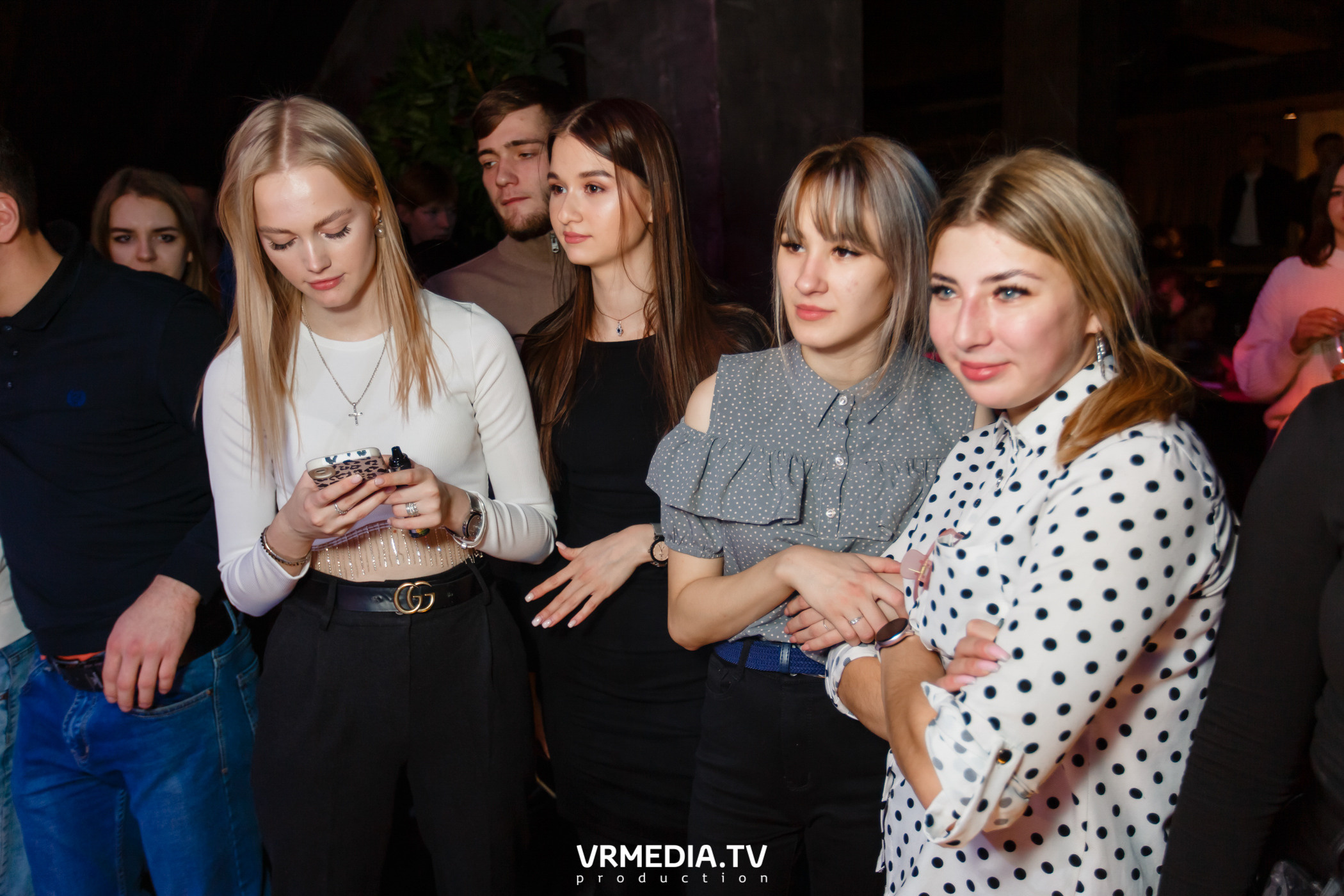 Выходные в баре «DOSKI»