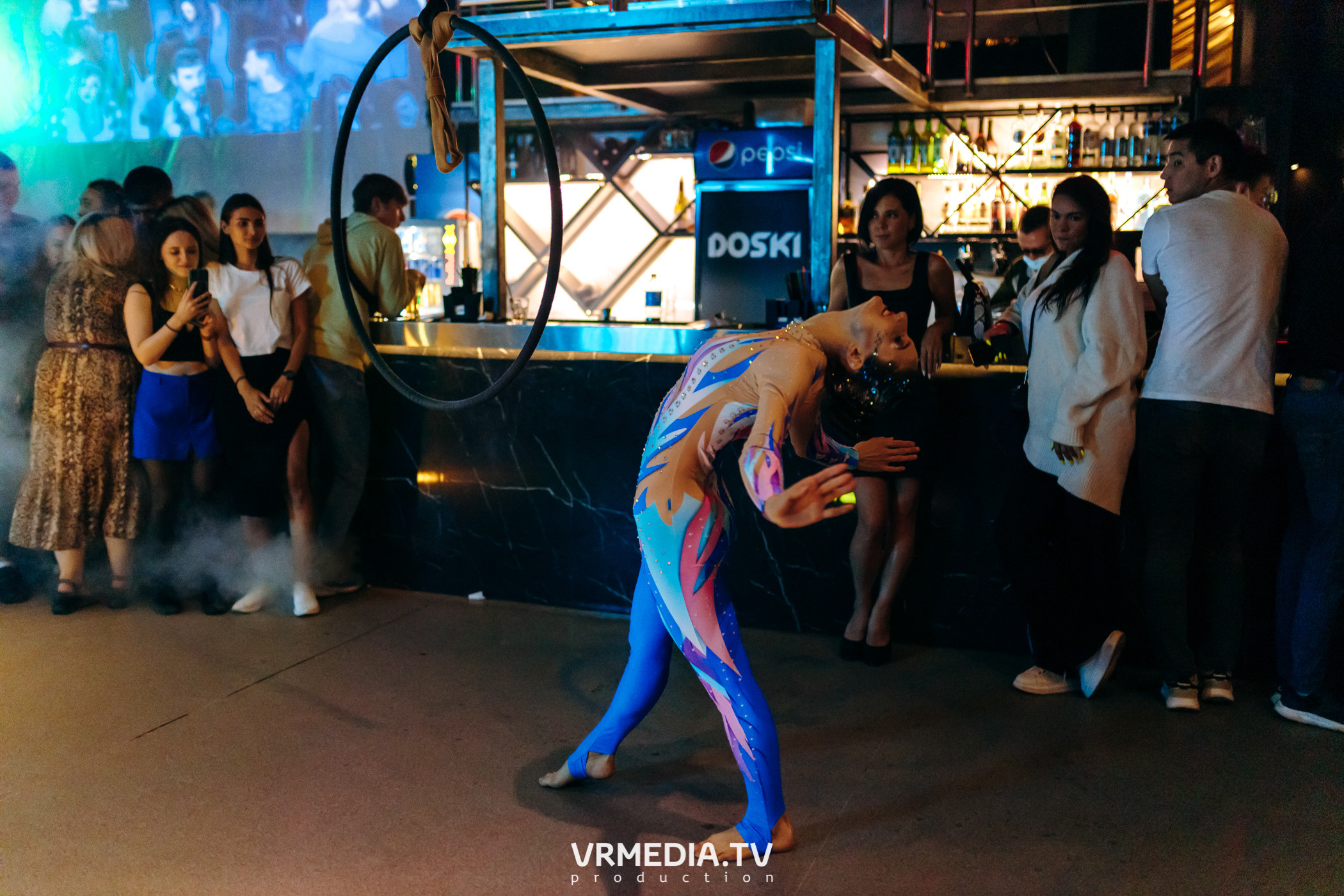 Выходные в баре «DOSKI»