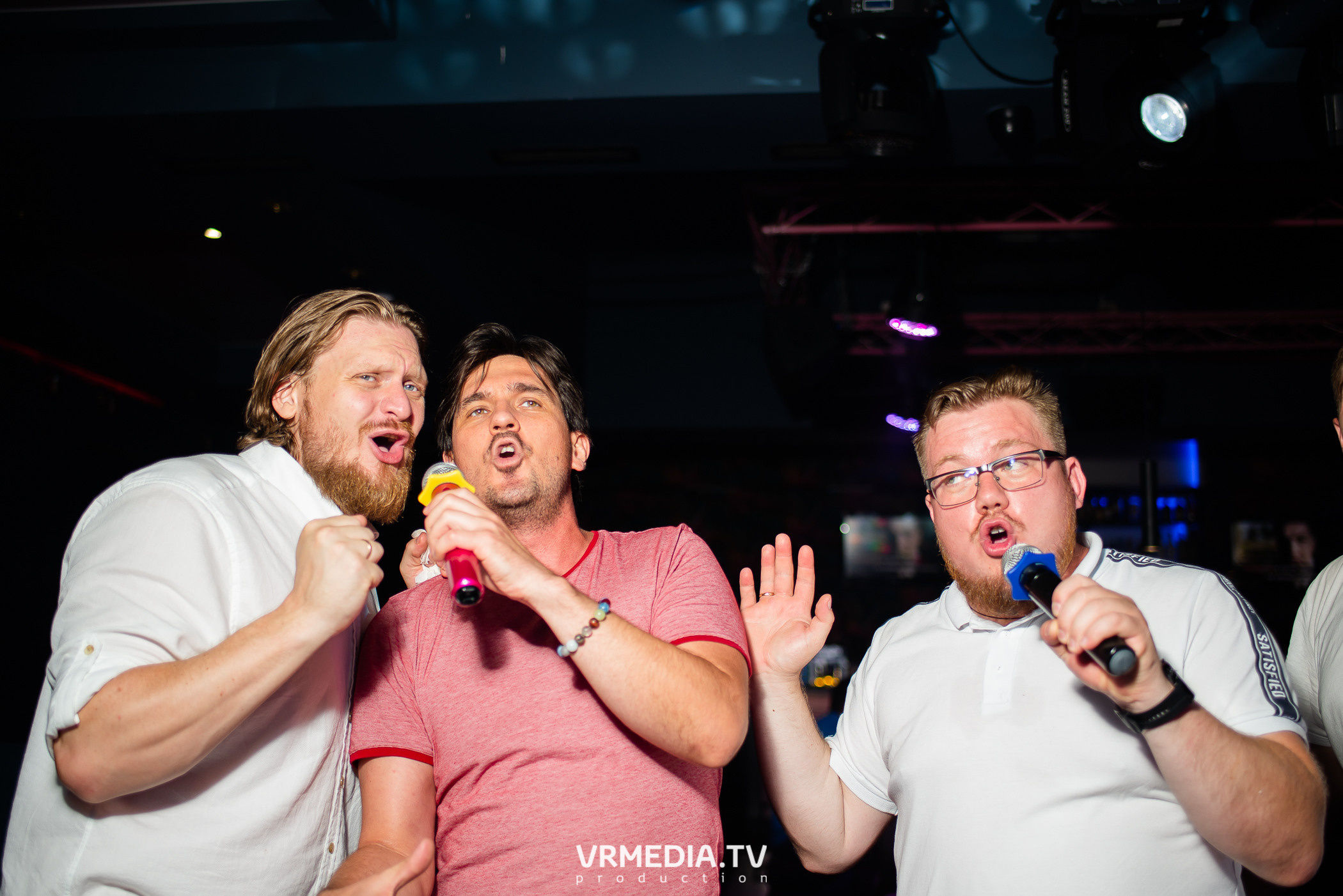 Выходные в караоке-баре «Опера»