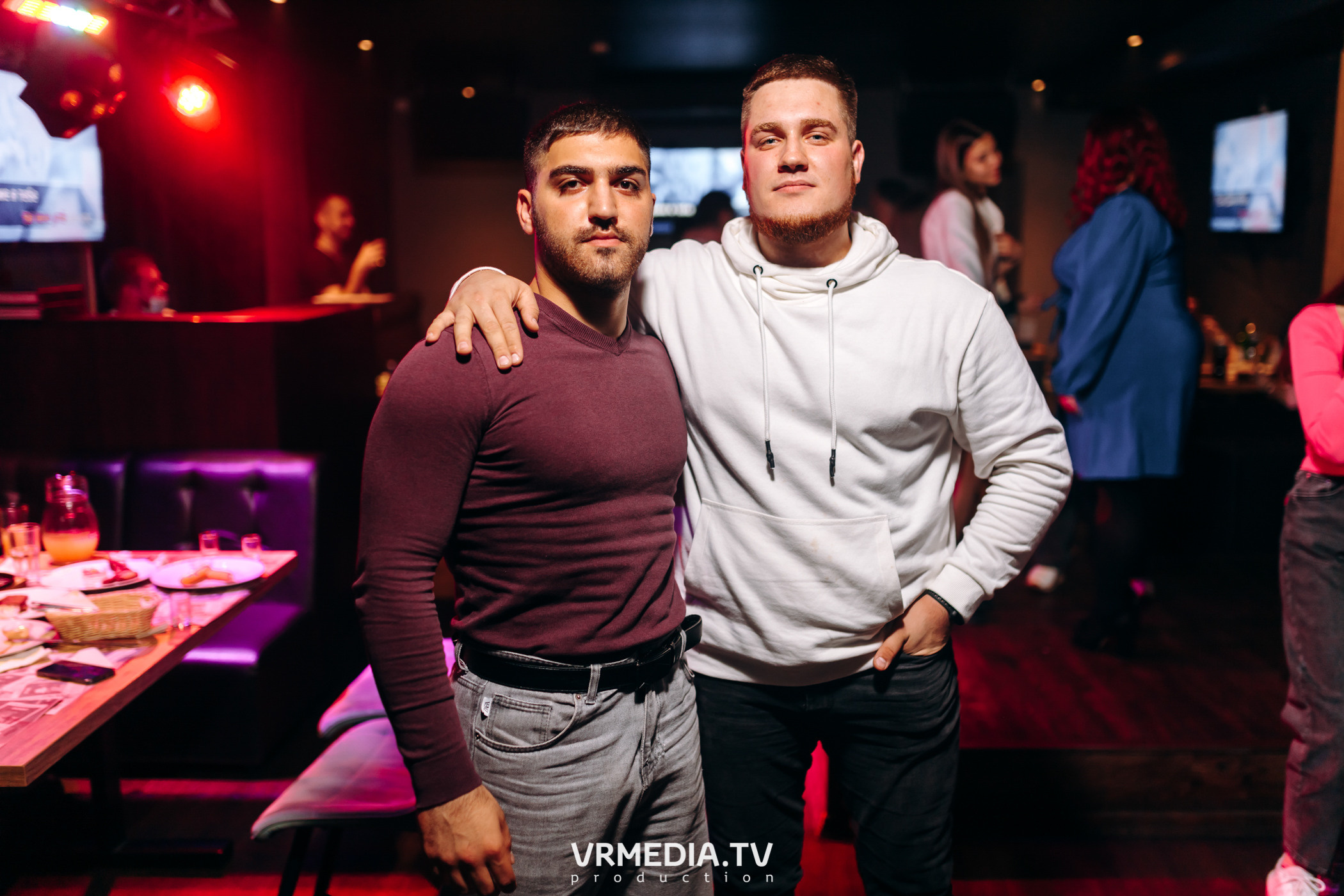 Выходные в баре «DOSKI»