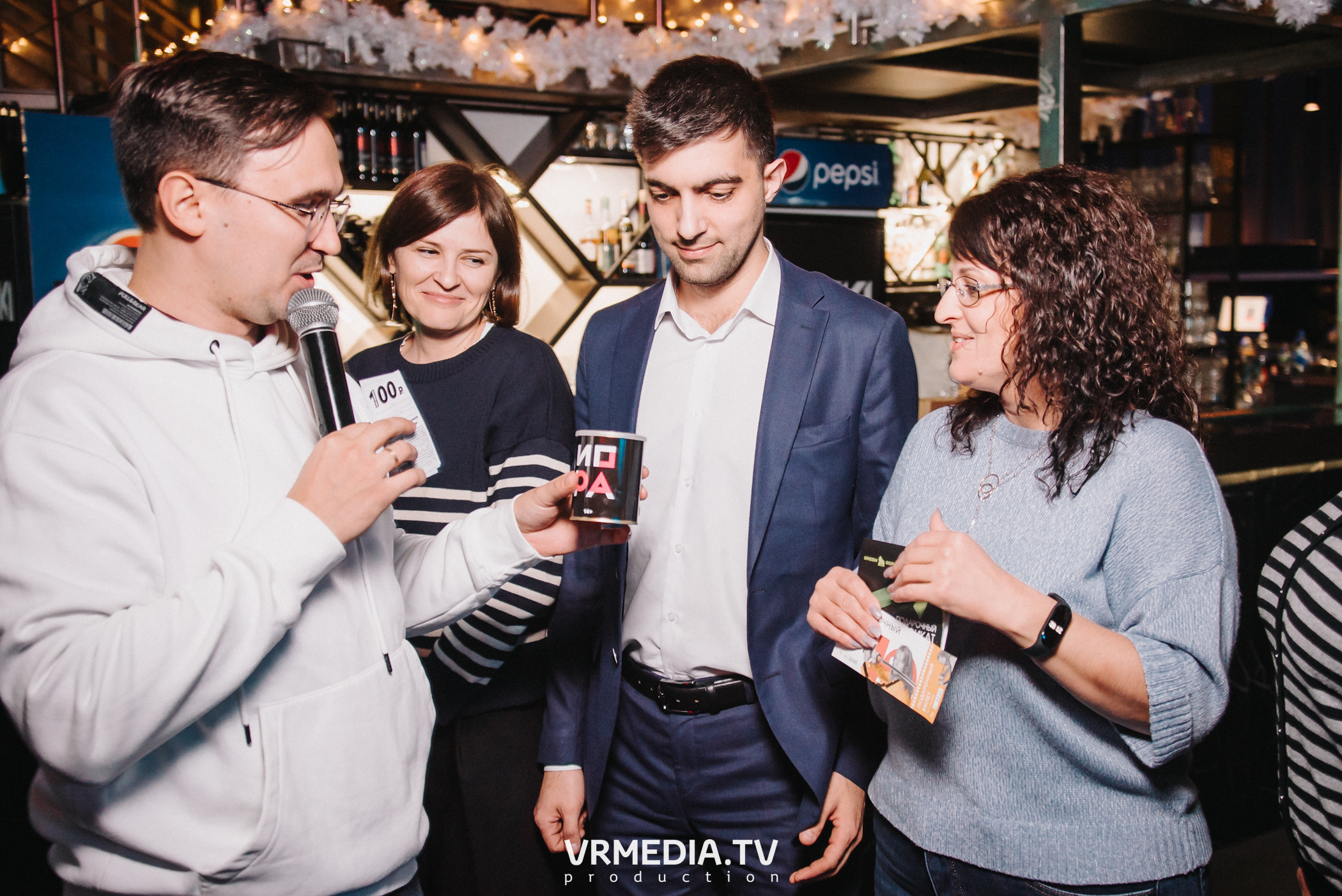 WoW QuiZ в баре «DOSKI»