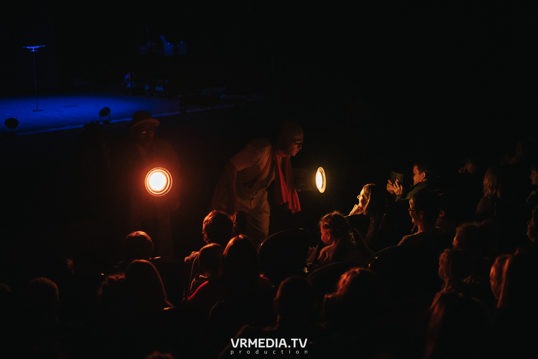 Шоу мыльных пузырей CLINK