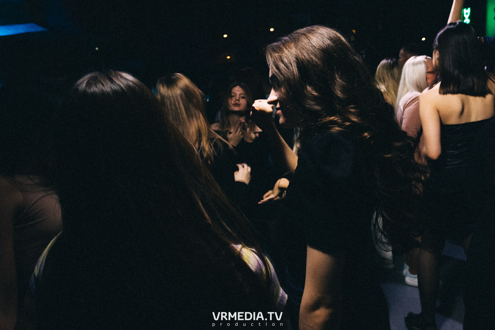 Выходные в баре «DOSKI»